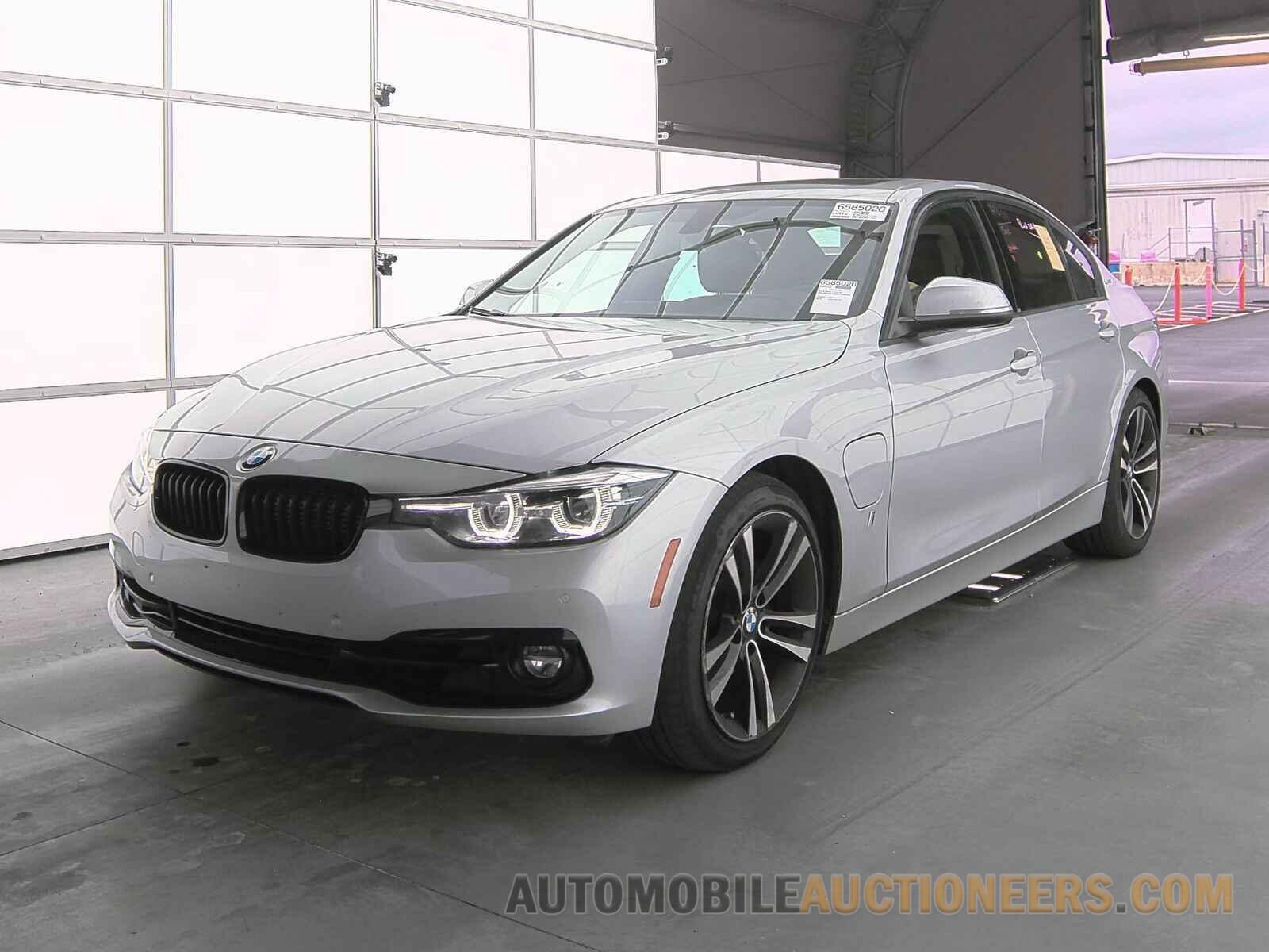 WBA8E1C52JA762952 BMW 3 Series 2018