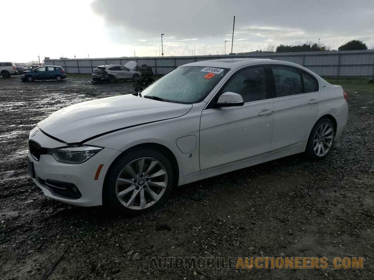 WBA8E1C58HK480366 BMW 3 SERIES 2017