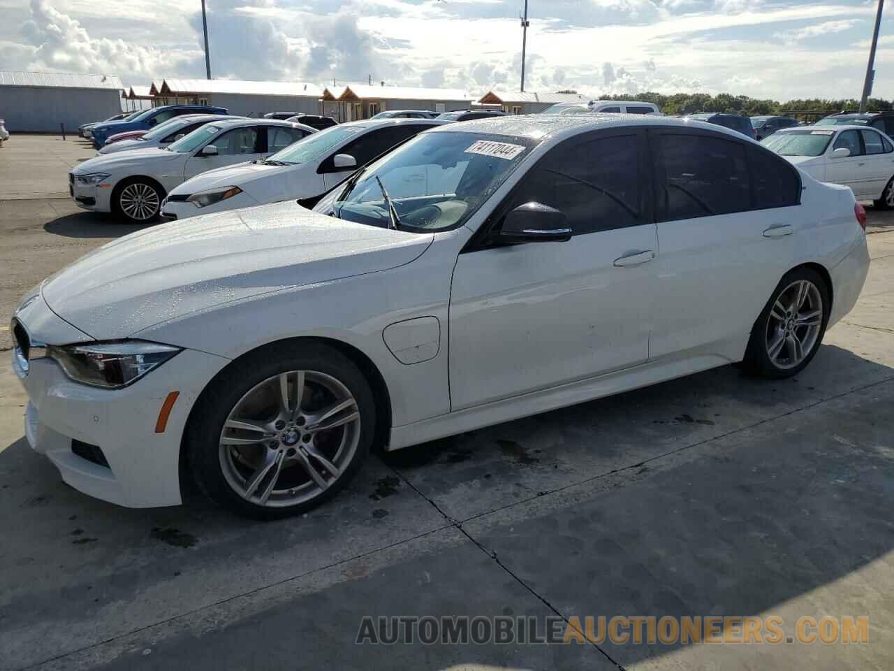 WBA8E1C59HK479923 BMW 3 SERIES 2017