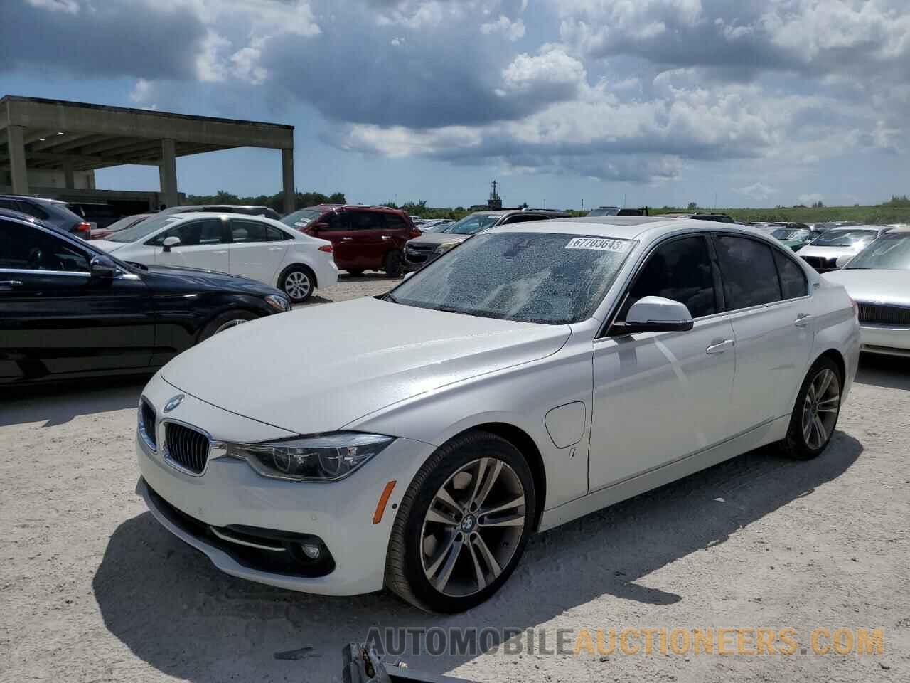 WBA8E1C5XHK895334 BMW 3 SERIES 2017