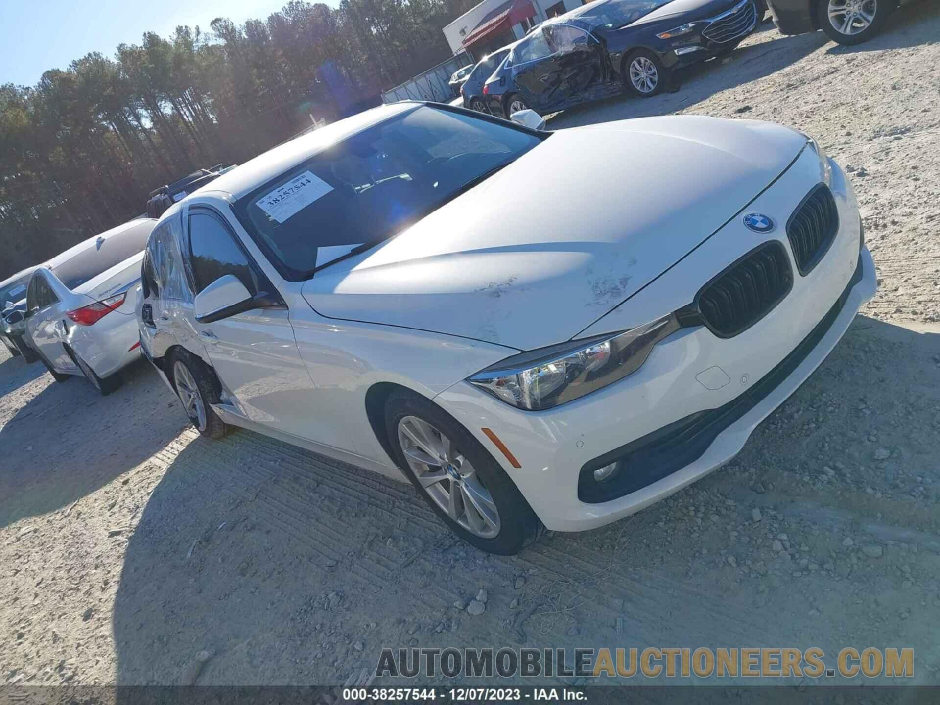 WBA8E1G30HNU18001 BMW 320I 2017