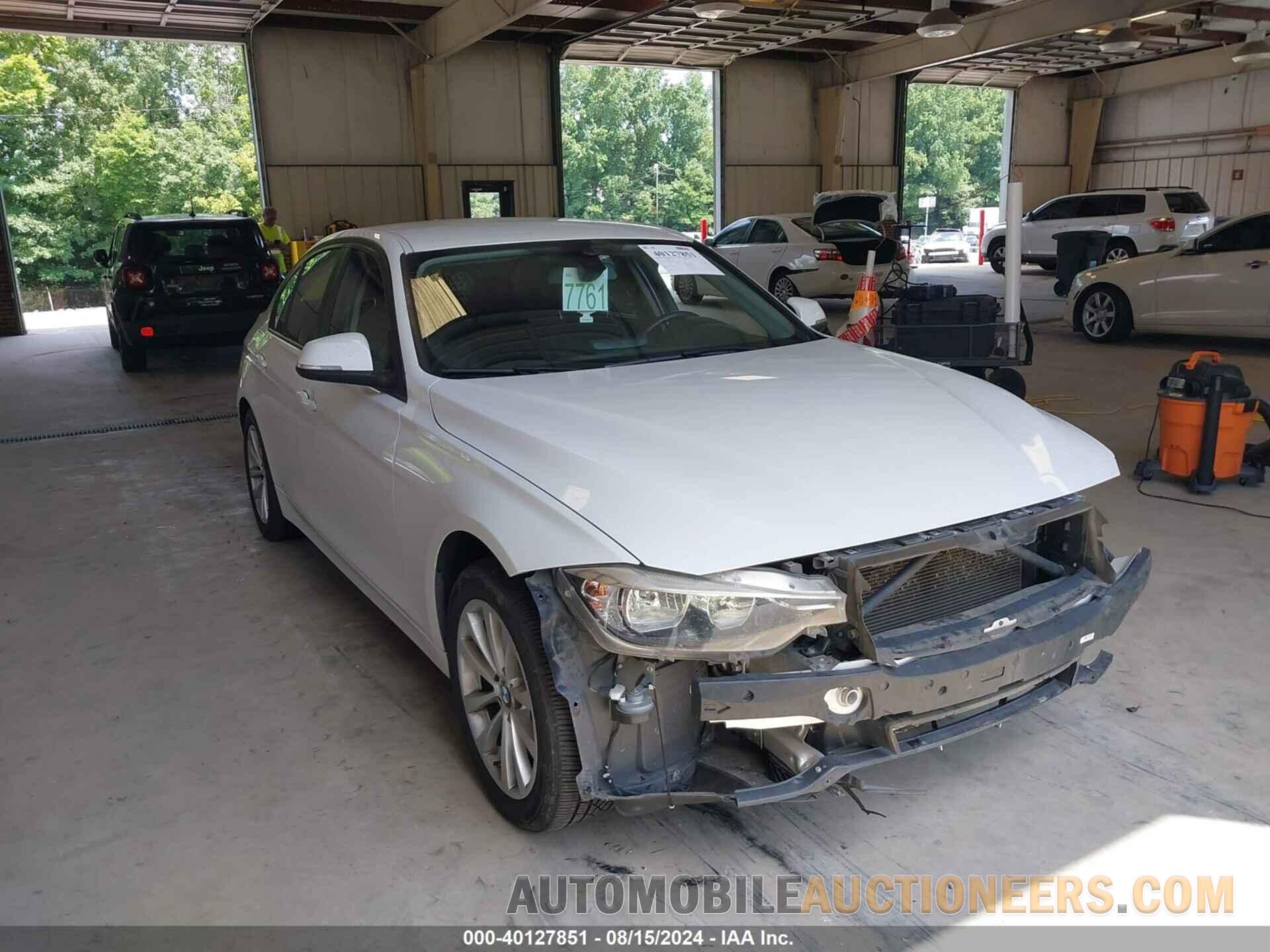 WBA8E1G33HNU18123 BMW 320I 2017