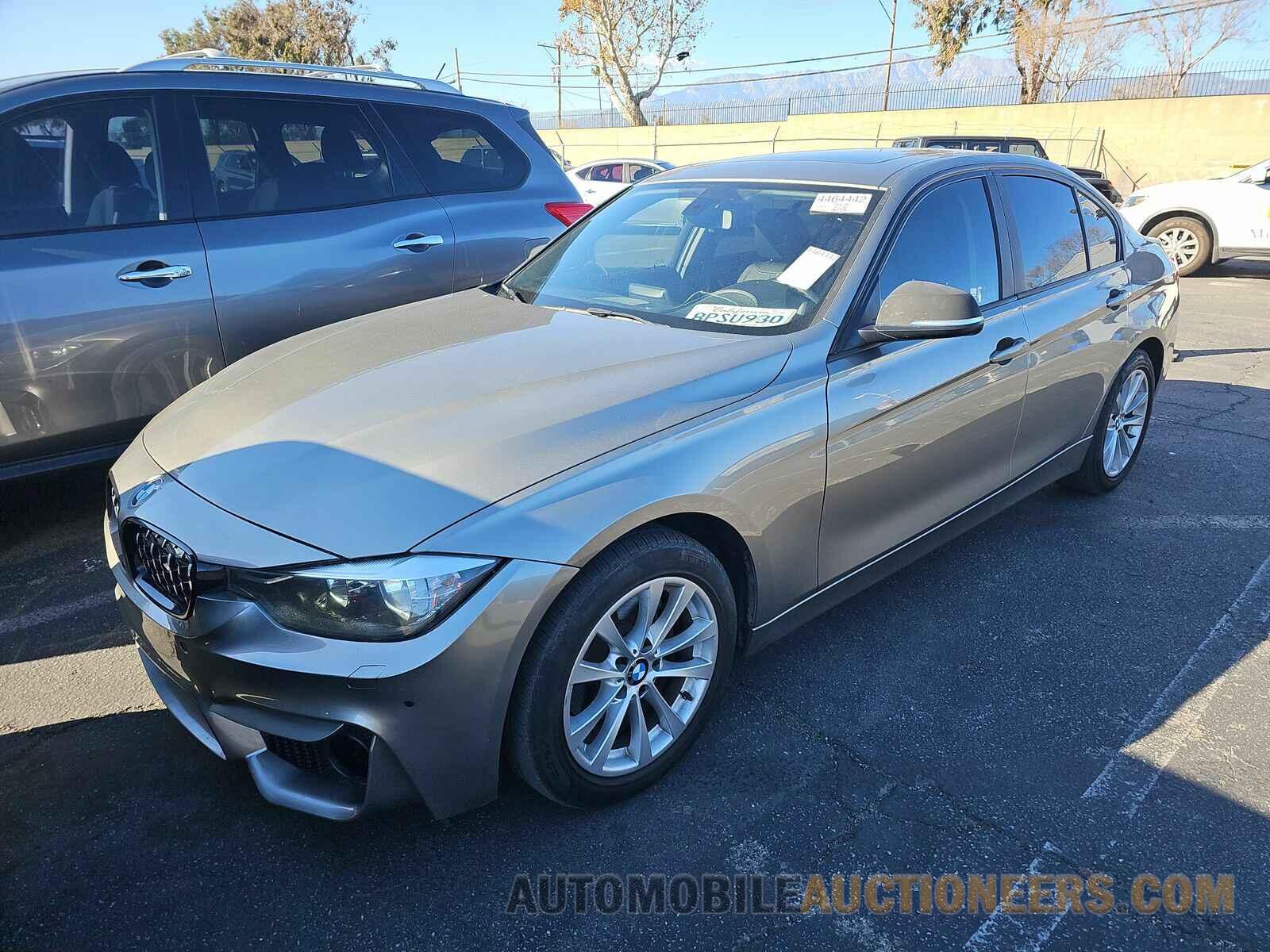 WBA8E1G38HNU16576 BMW 3 Series 2017