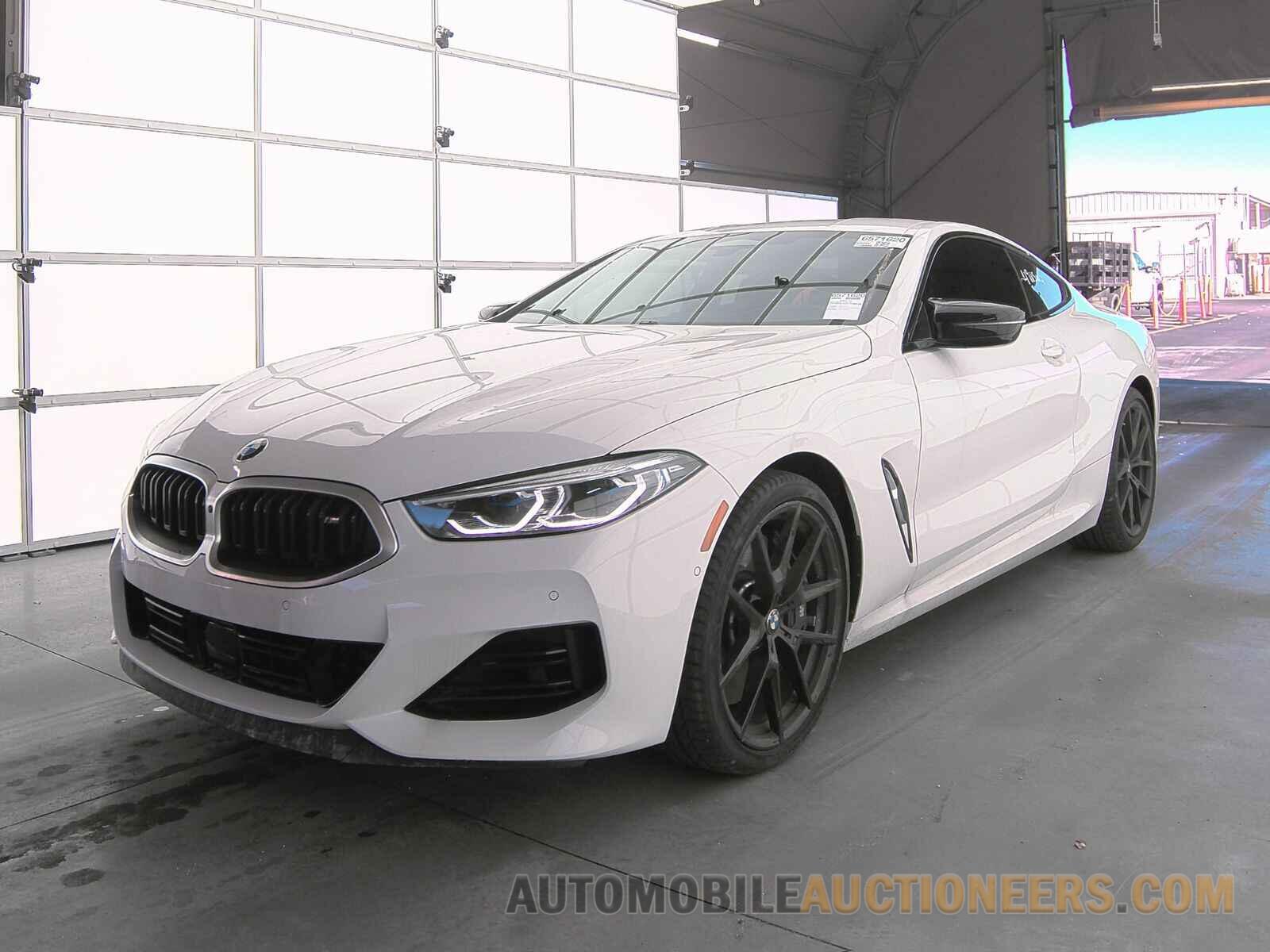 WBABC4C01PCM60180 BMW 8 Series 2023