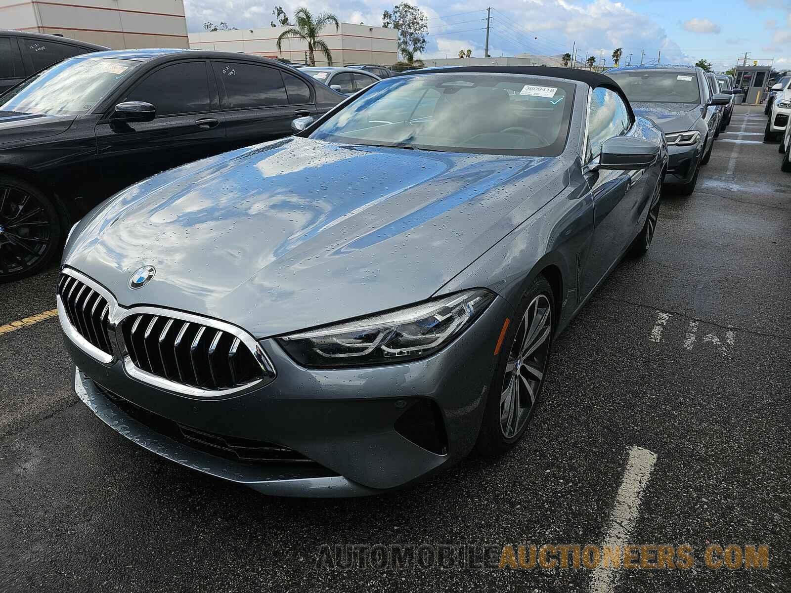 WBADZ2C04MCF79786 BMW 8 Series Co 2021