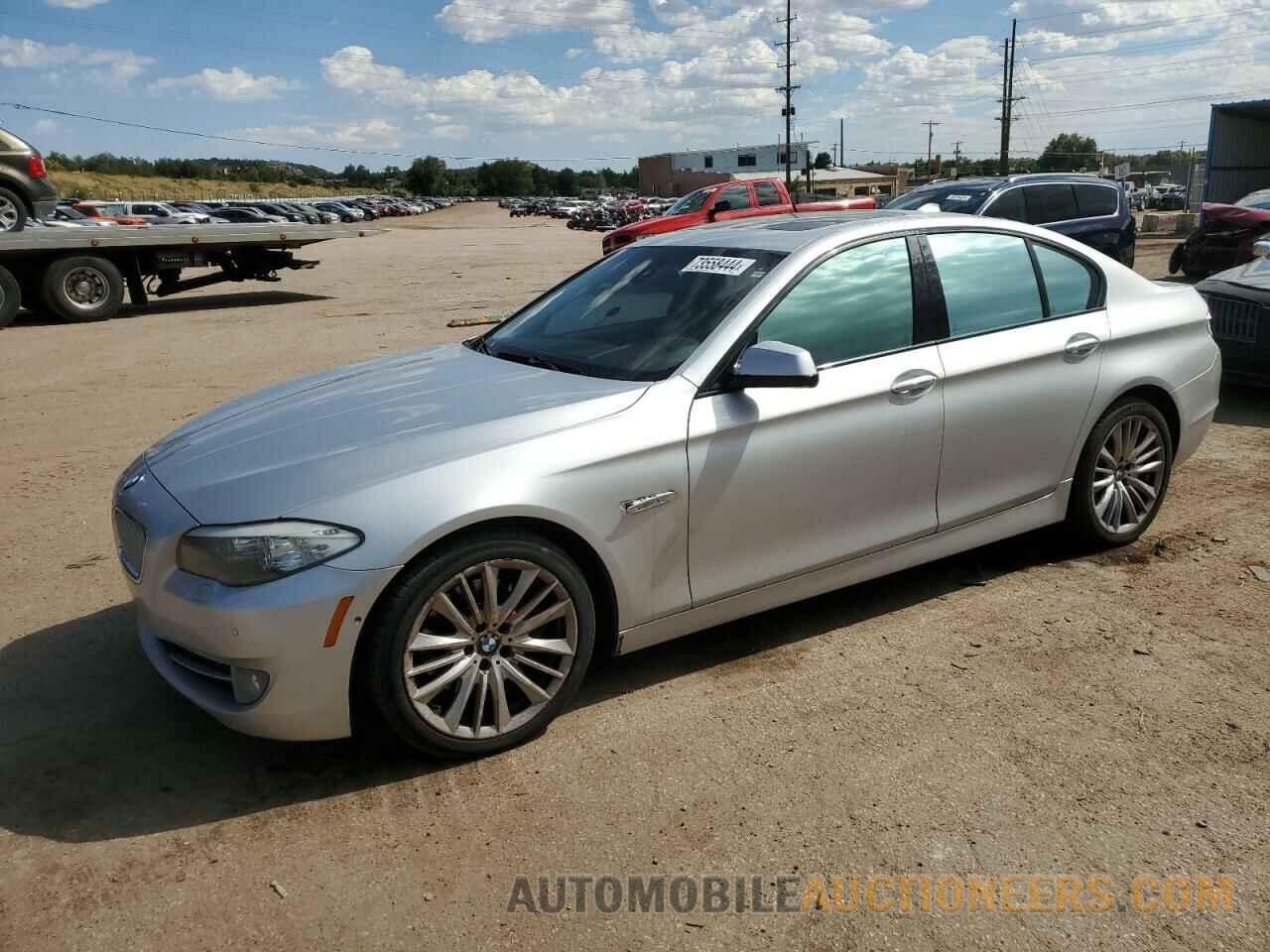 WBAFR9C5XBC270329 BMW 5 SERIES 2011