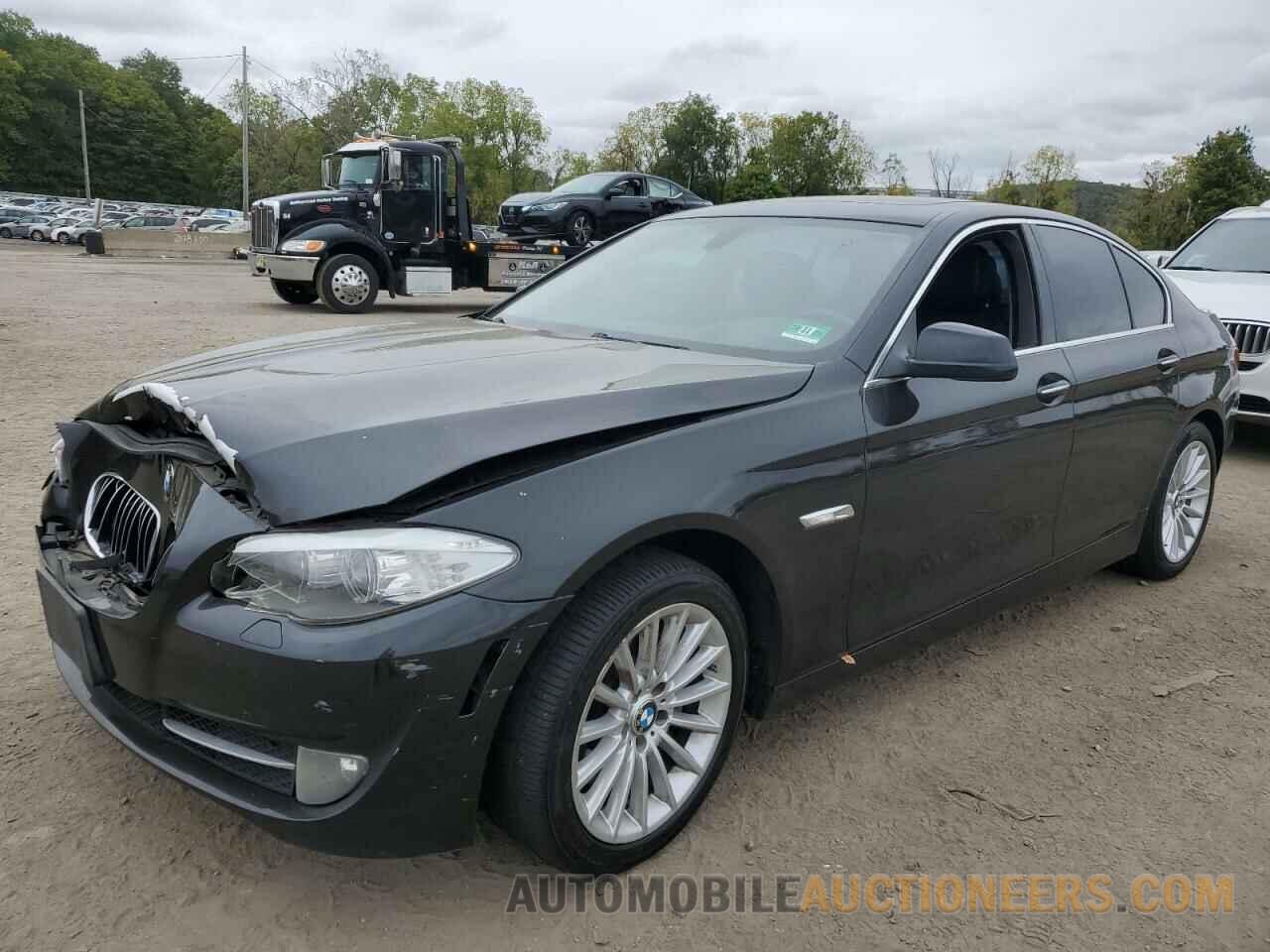 WBAFU7C5XDDU67632 BMW 5 SERIES 2013