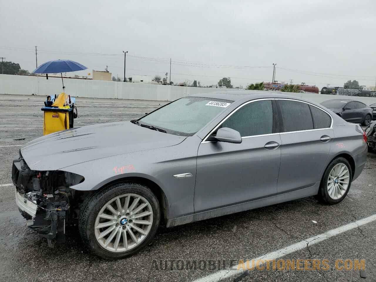 WBAFZ9C53DD090848 BMW 5 SERIES 2013