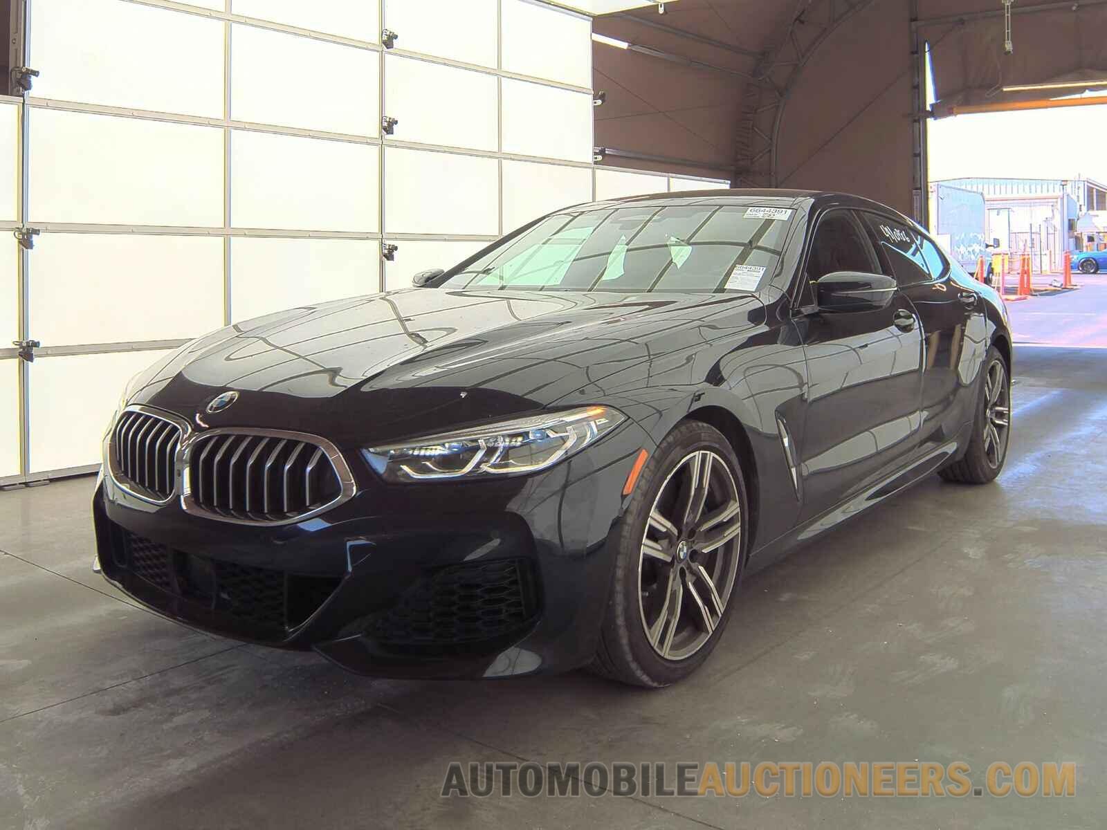 WBAGV2C01NCJ40844 BMW 8 Series 2022