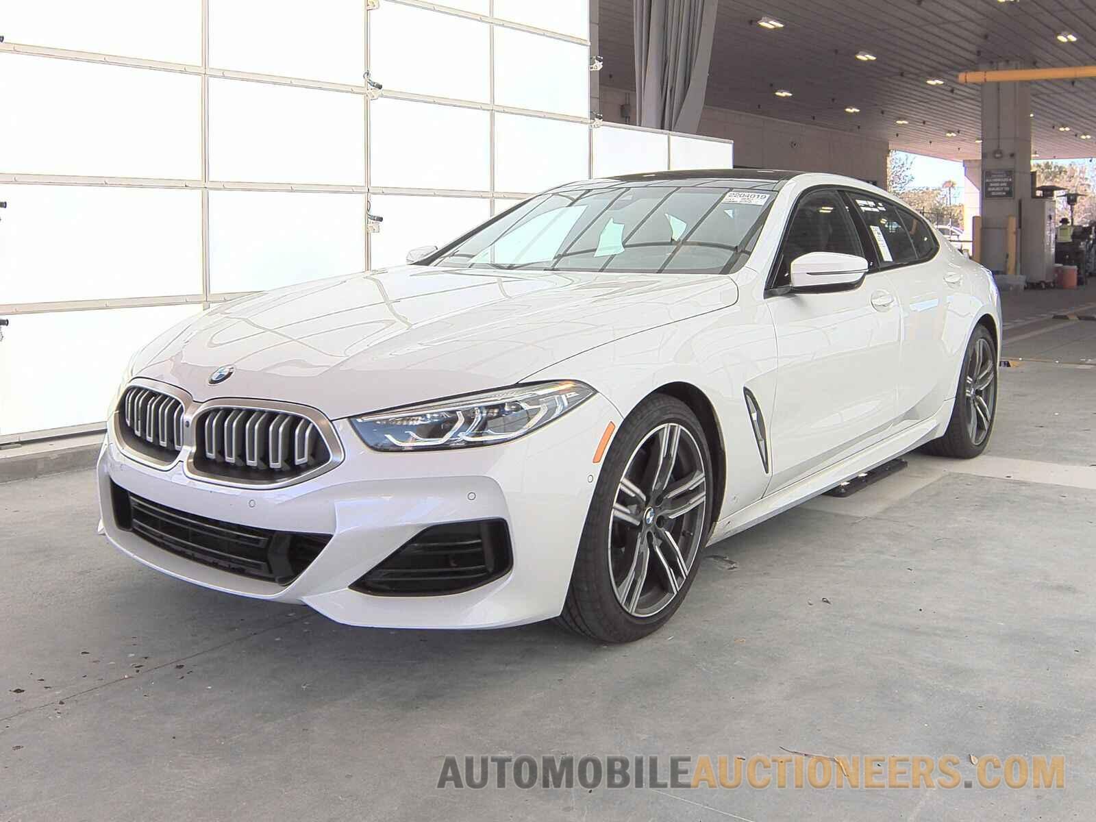 WBAGV2C01PCL67194 BMW 8 Series 2023