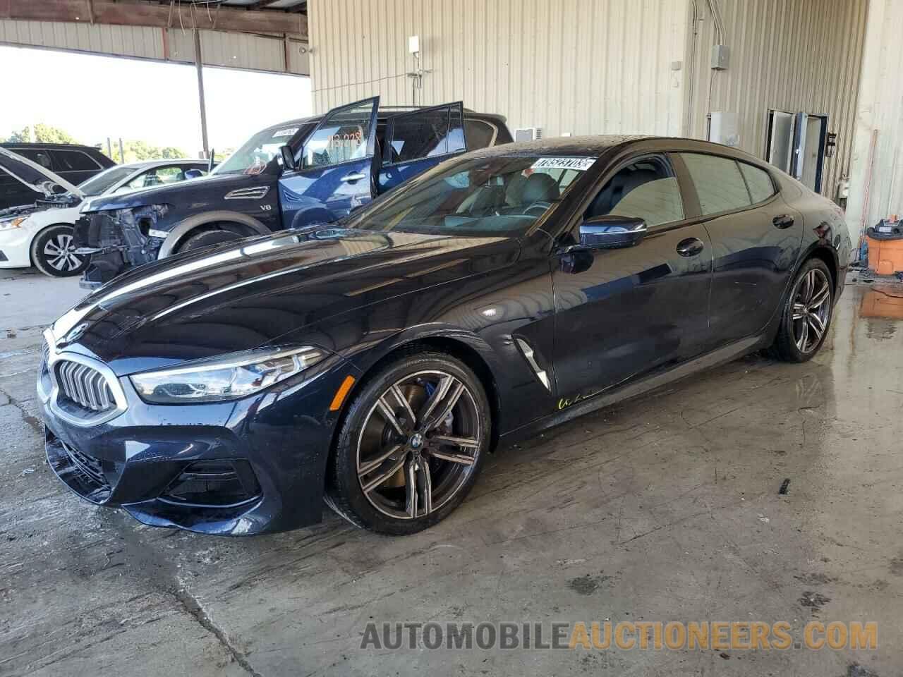 WBAGV4C05PCL64178 BMW 8 SERIES 2023