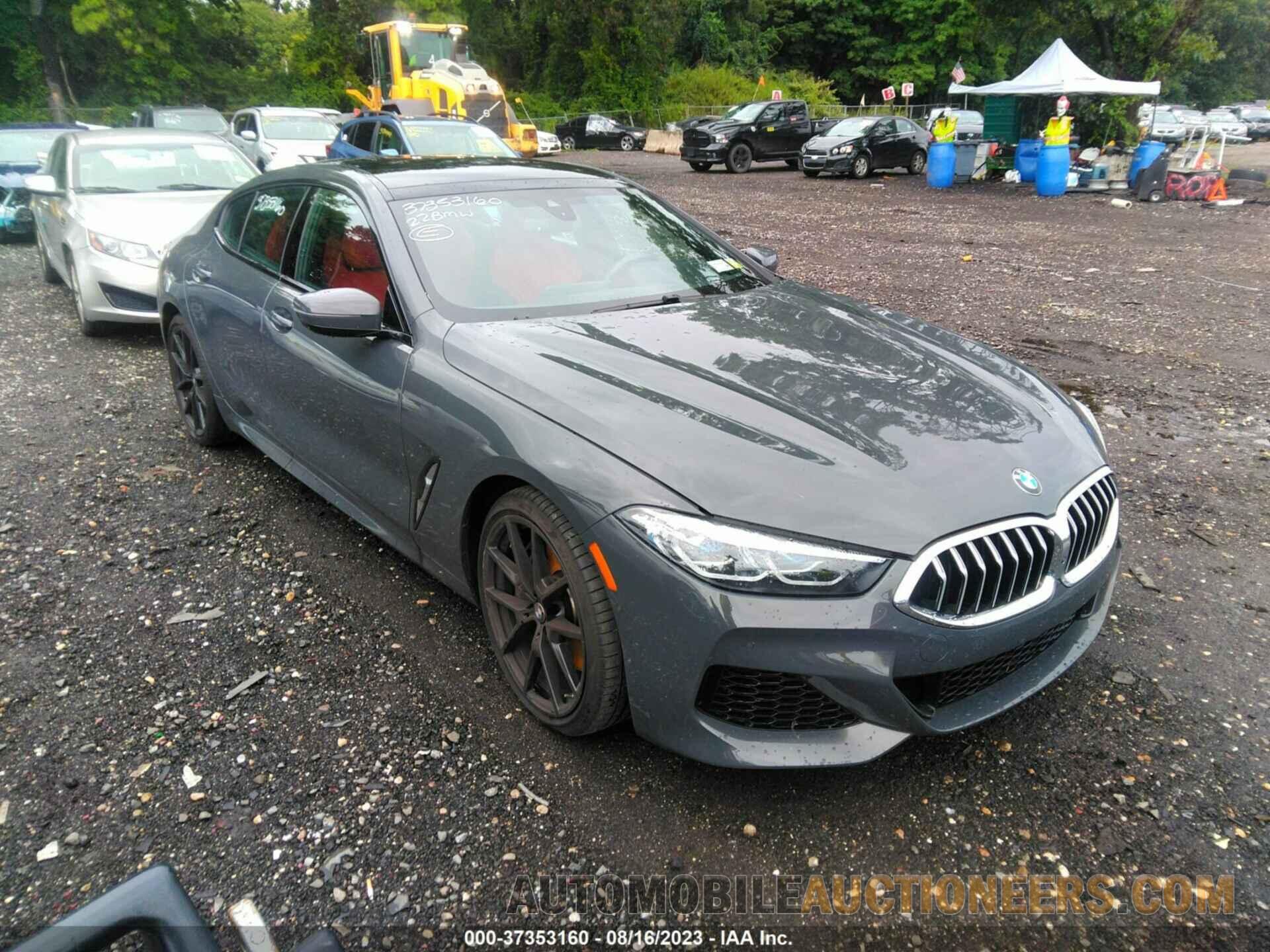 WBAGV4C0XNCJ44208 BMW 8 SERIES 2022