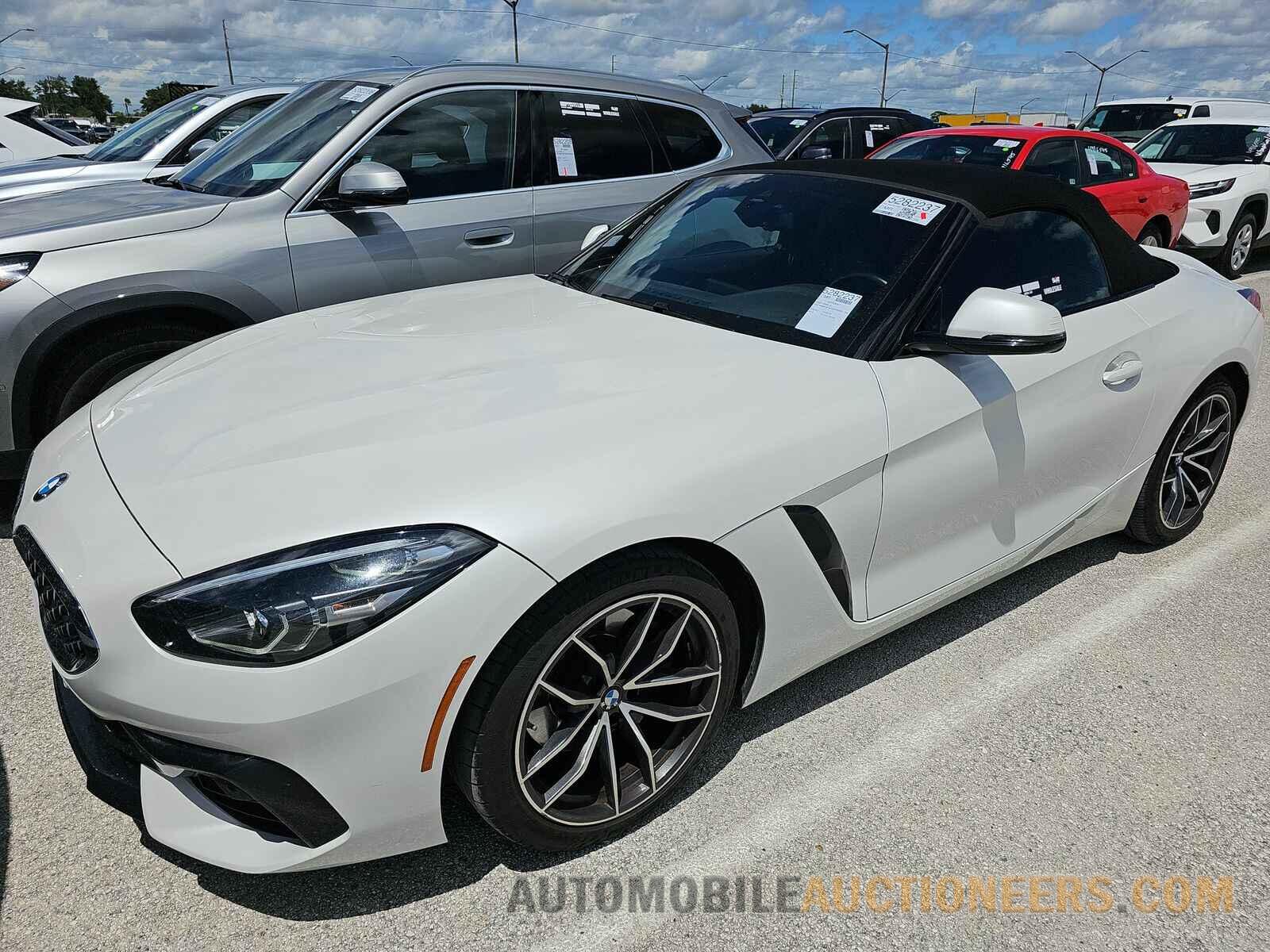 WBAHF3C02NWX91759 BMW Z4 Roads 2022