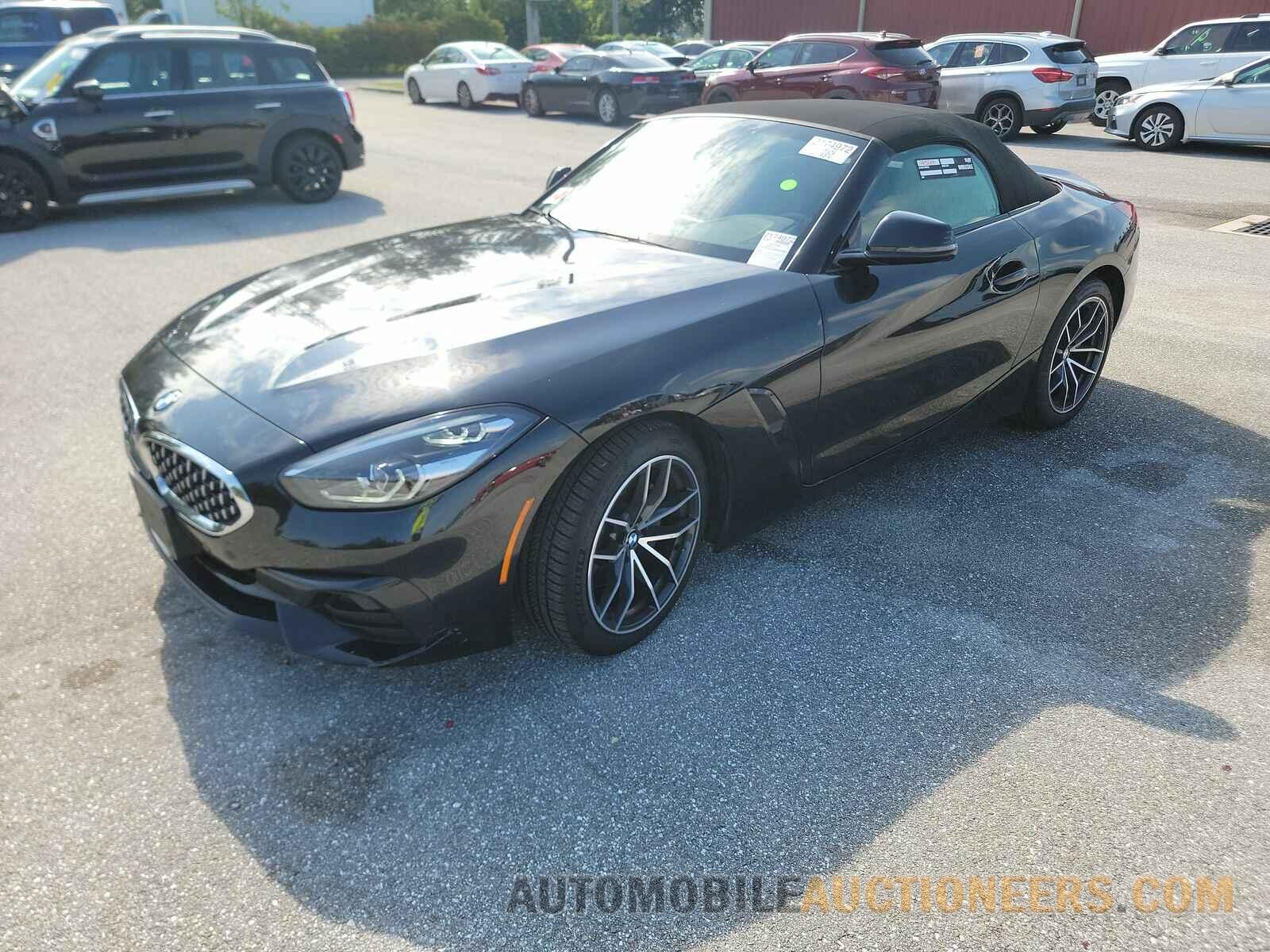 WBAHF3C08NWX42064 BMW Z4 Roads 2022