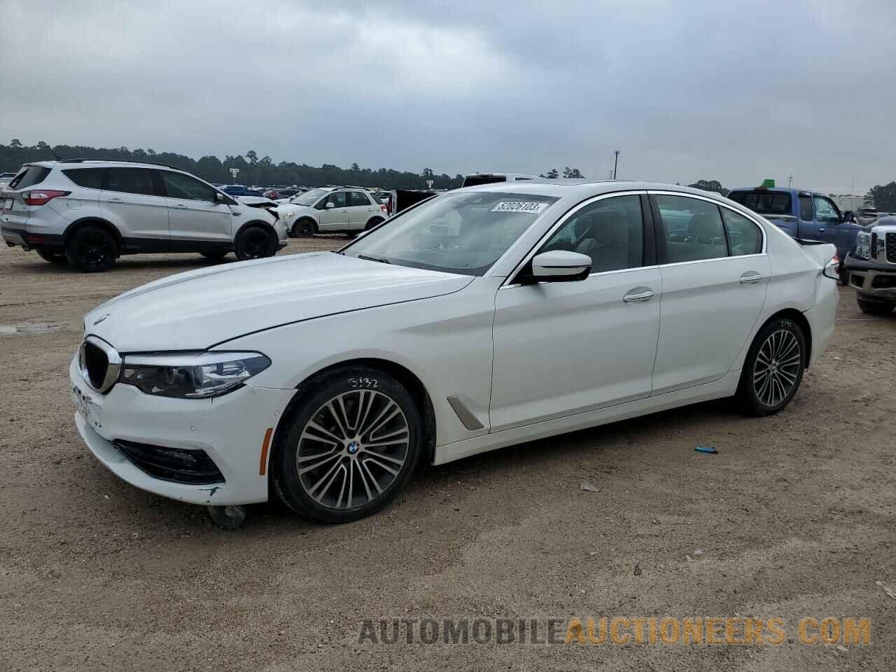 WBAJA5C37HG894082 BMW 5 SERIES 2017