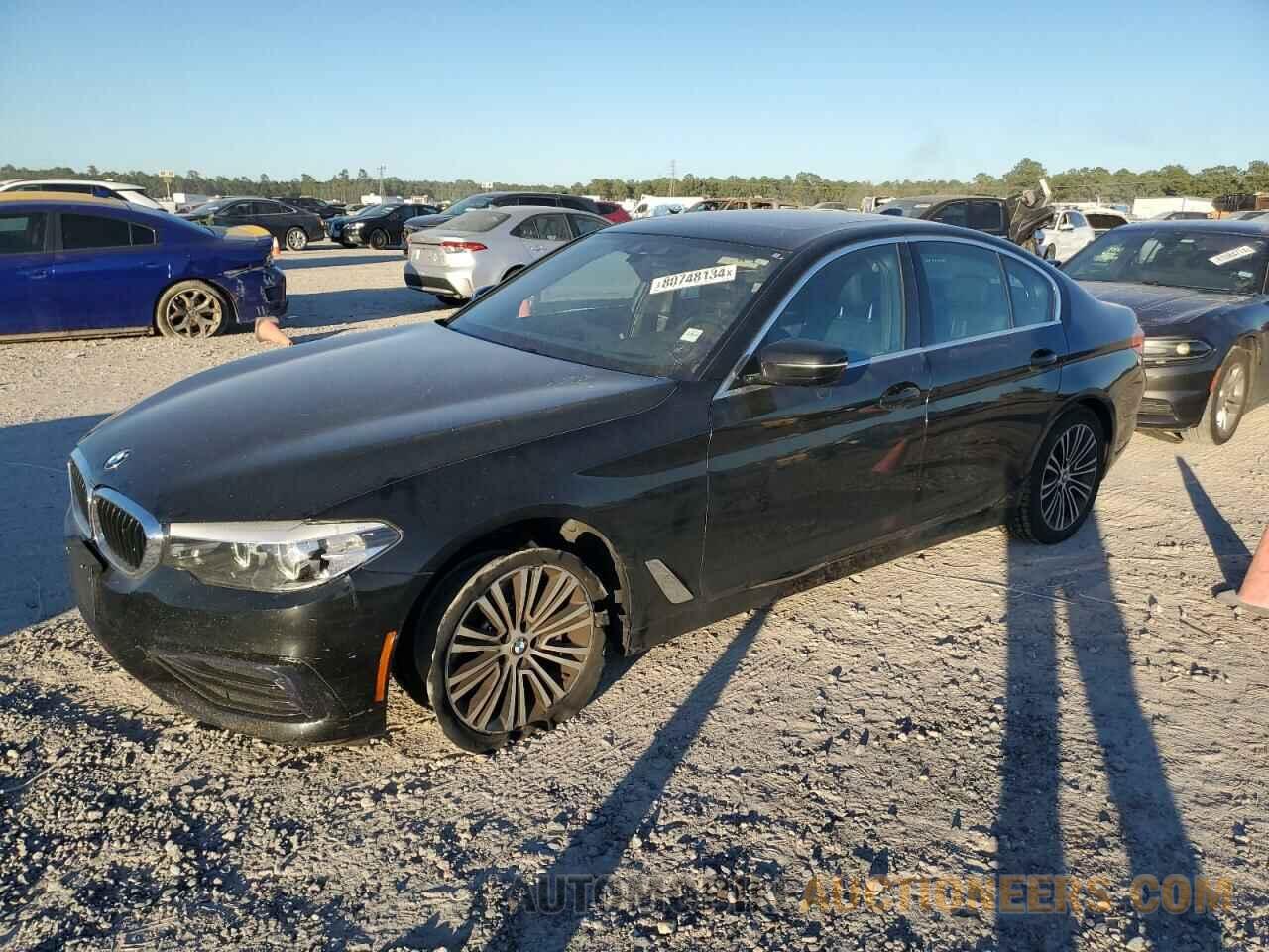 WBAJA5C50KBX87977 BMW 5 SERIES 2019