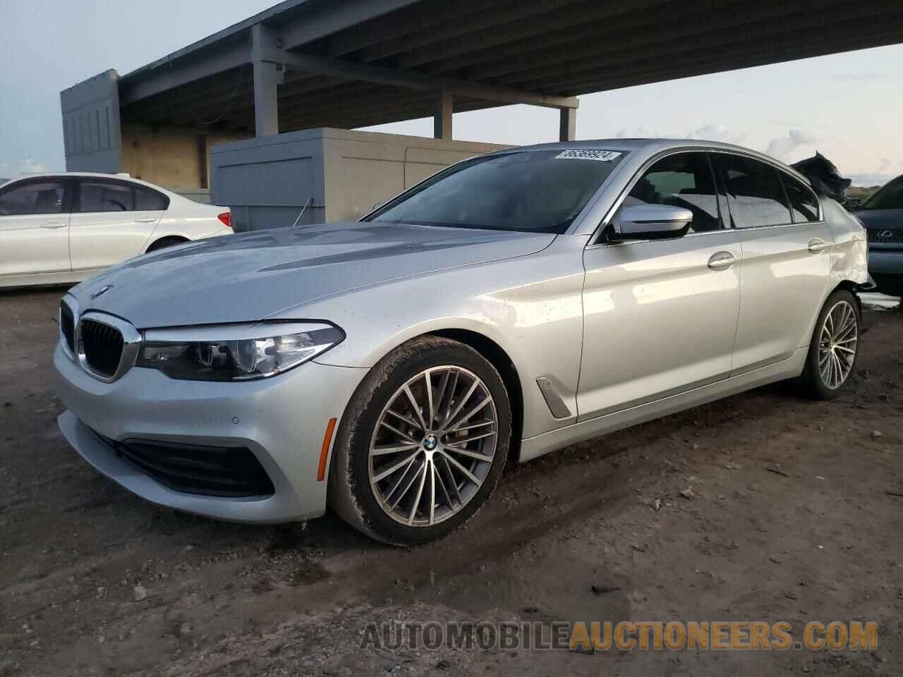 WBAJA5C51KWW05955 BMW 5 SERIES 2019