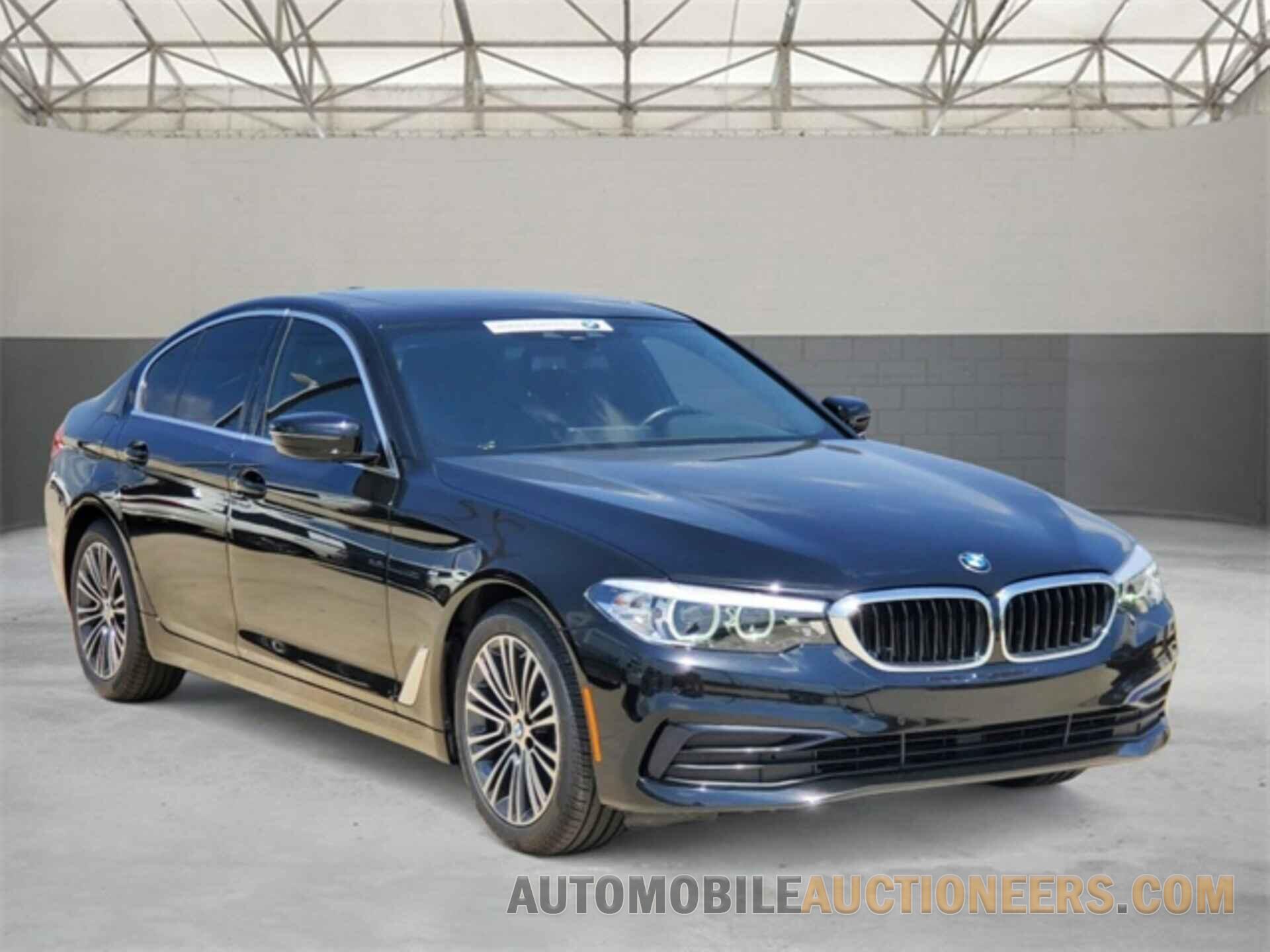 WBAJA5C52KWW04393 BMW 5 SERIES 2019