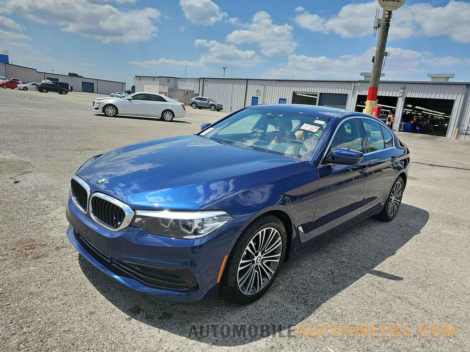 WBAJA5C52KWW14762 BMW 5 Series 2019