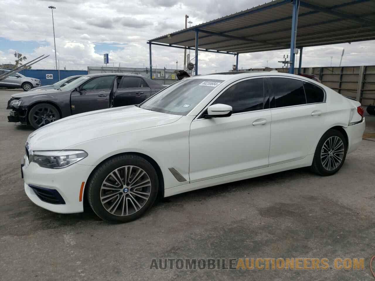 WBAJA5C53KWW14589 BMW 5 SERIES 2019