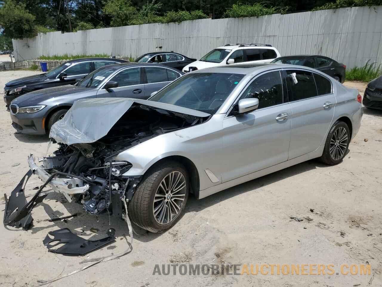 WBAJA5C55JG898266 BMW 5 SERIES 2018