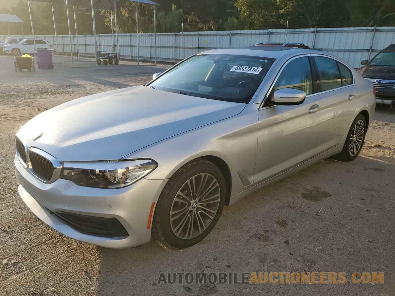 WBAJA5C55KWW22211 BMW 5 SERIES 2019