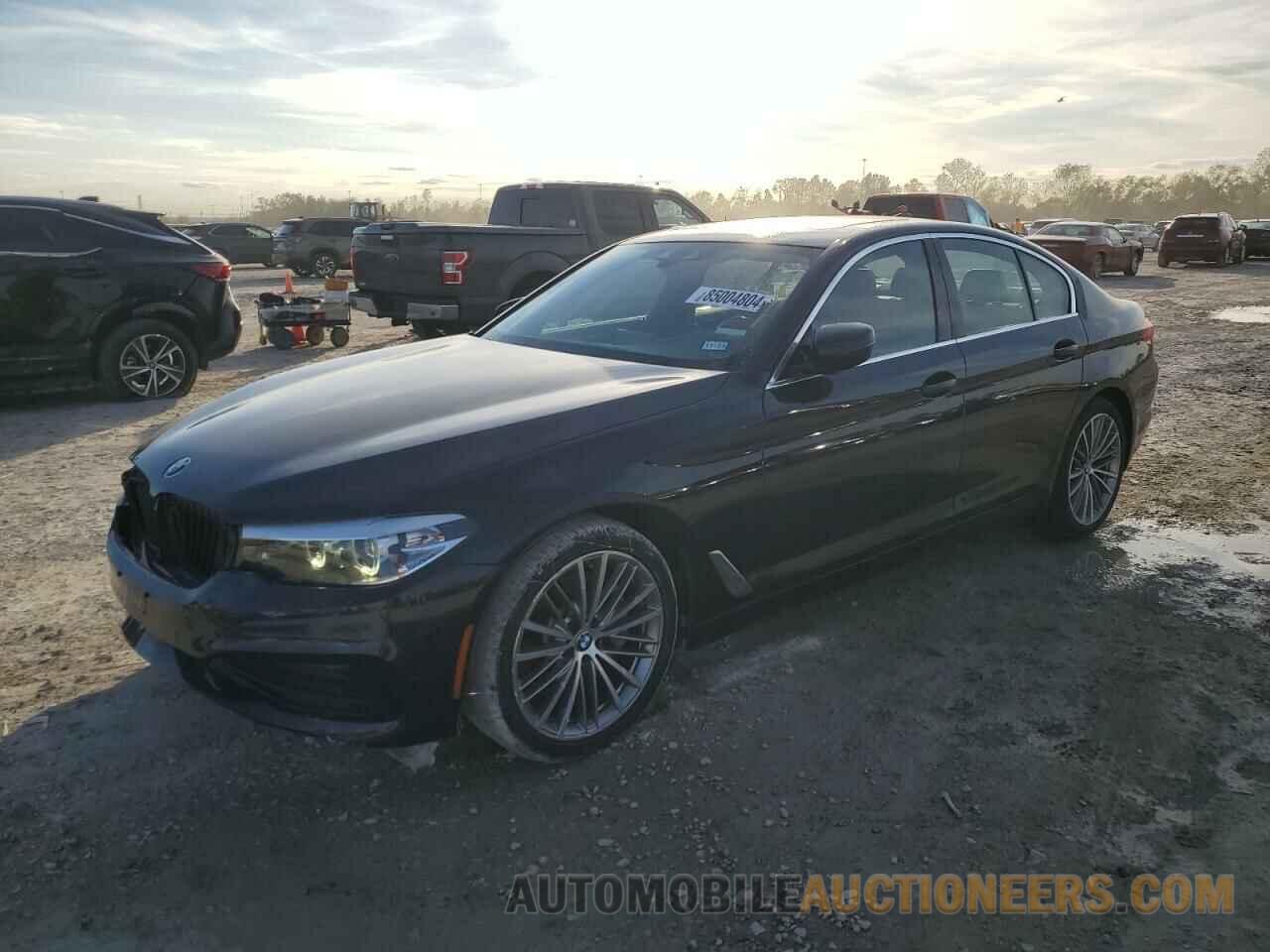 WBAJA5C56KBX87028 BMW 5 SERIES 2019