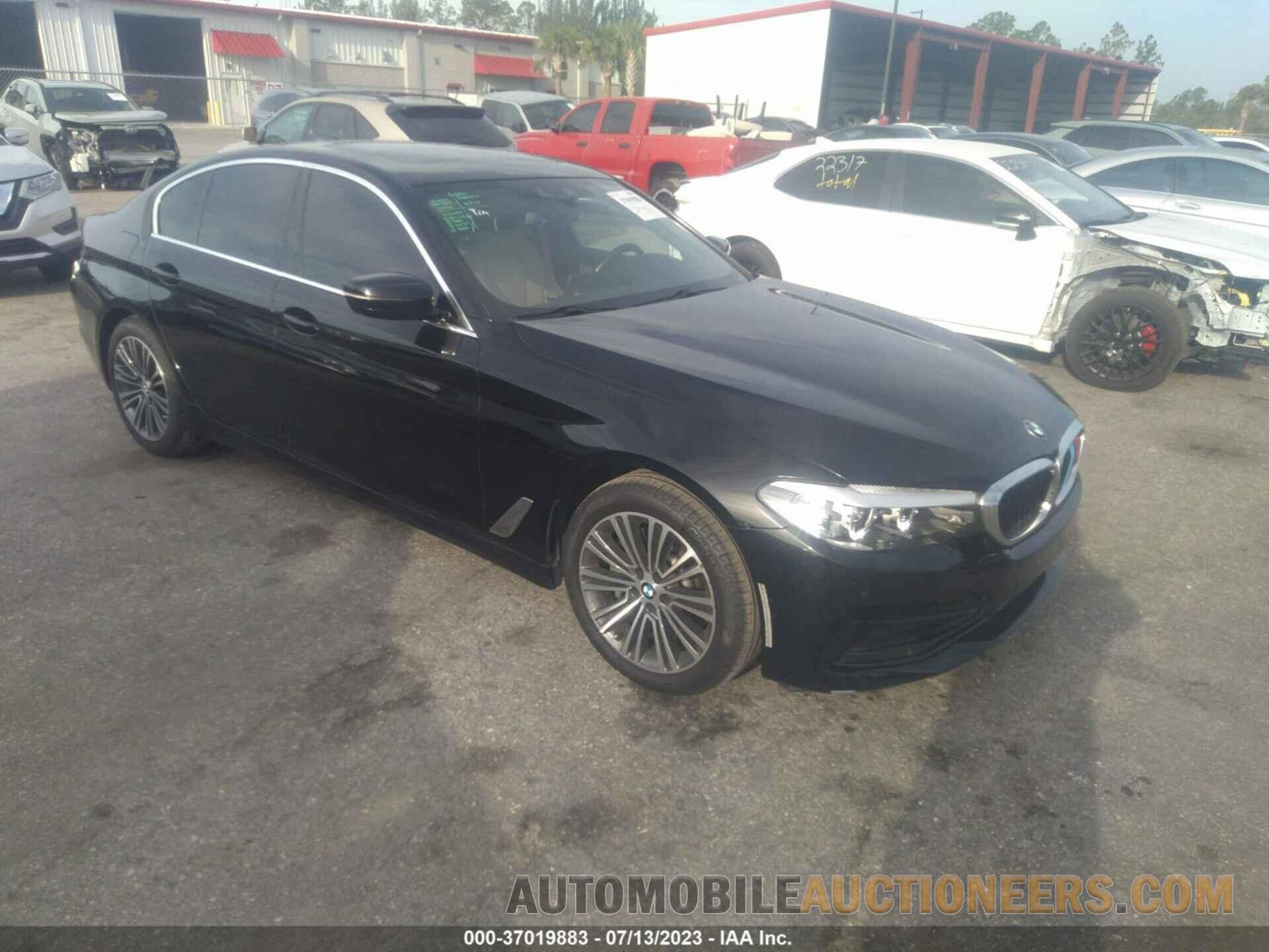 WBAJA5C56KWW18796 BMW 5 SERIES 2019