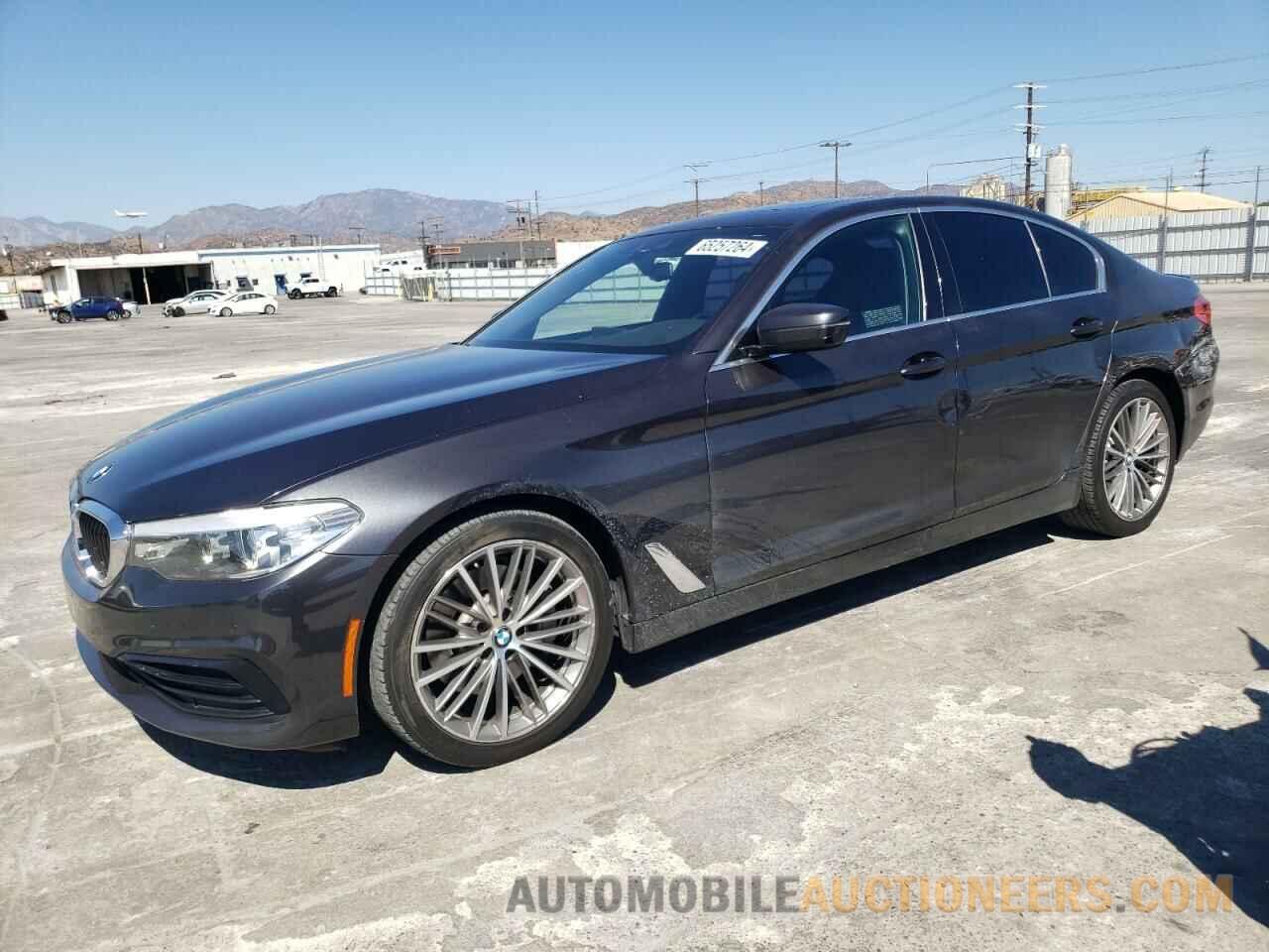 WBAJA5C56KWW24565 BMW 5 SERIES 2019