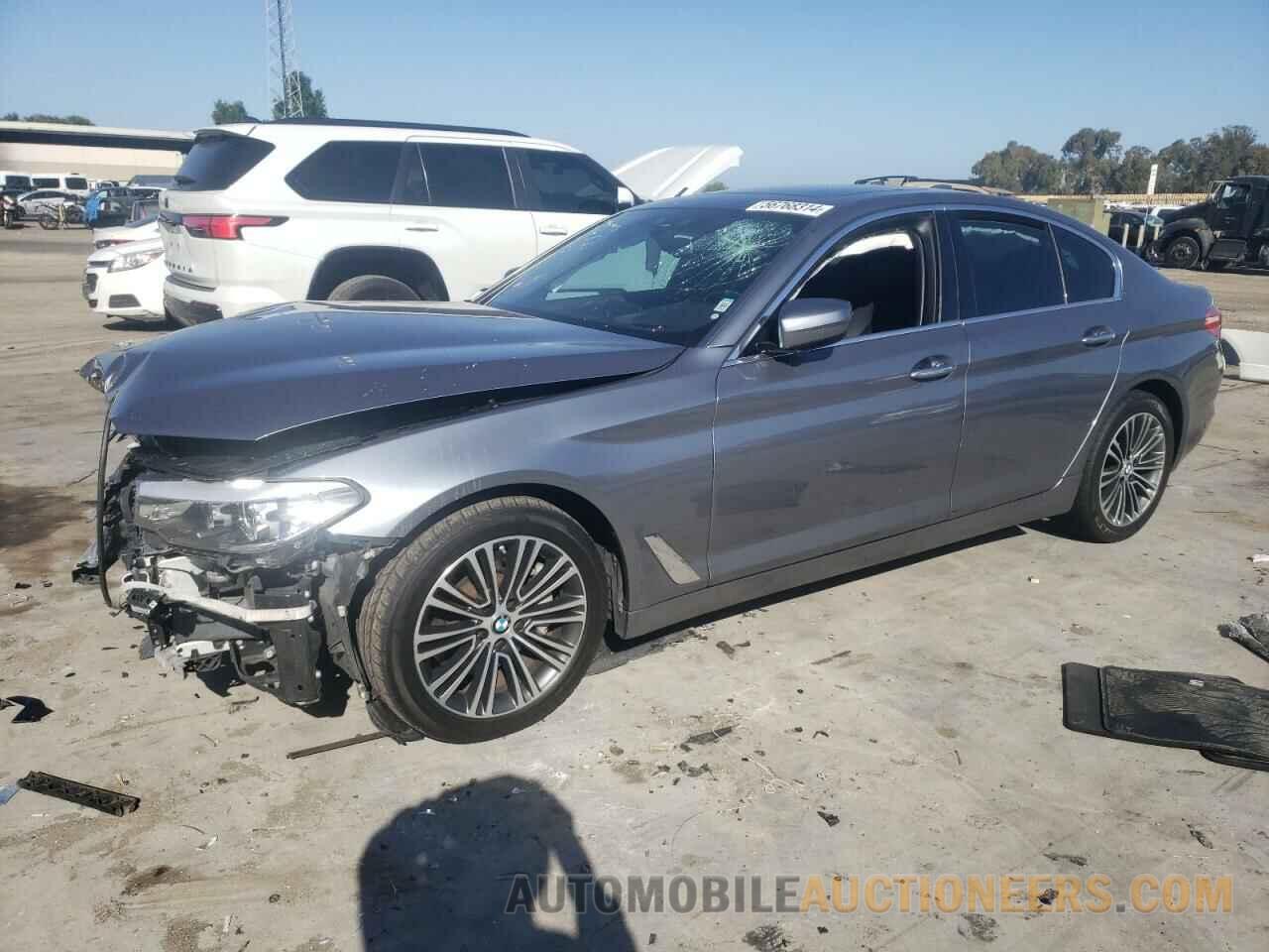 WBAJA5C57JWA36532 BMW 5 SERIES 2018