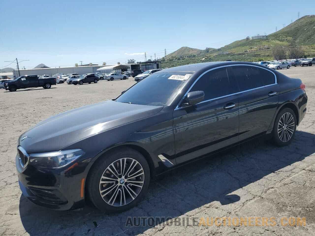 WBAJA5C57JWA37325 BMW 5 SERIES 2018