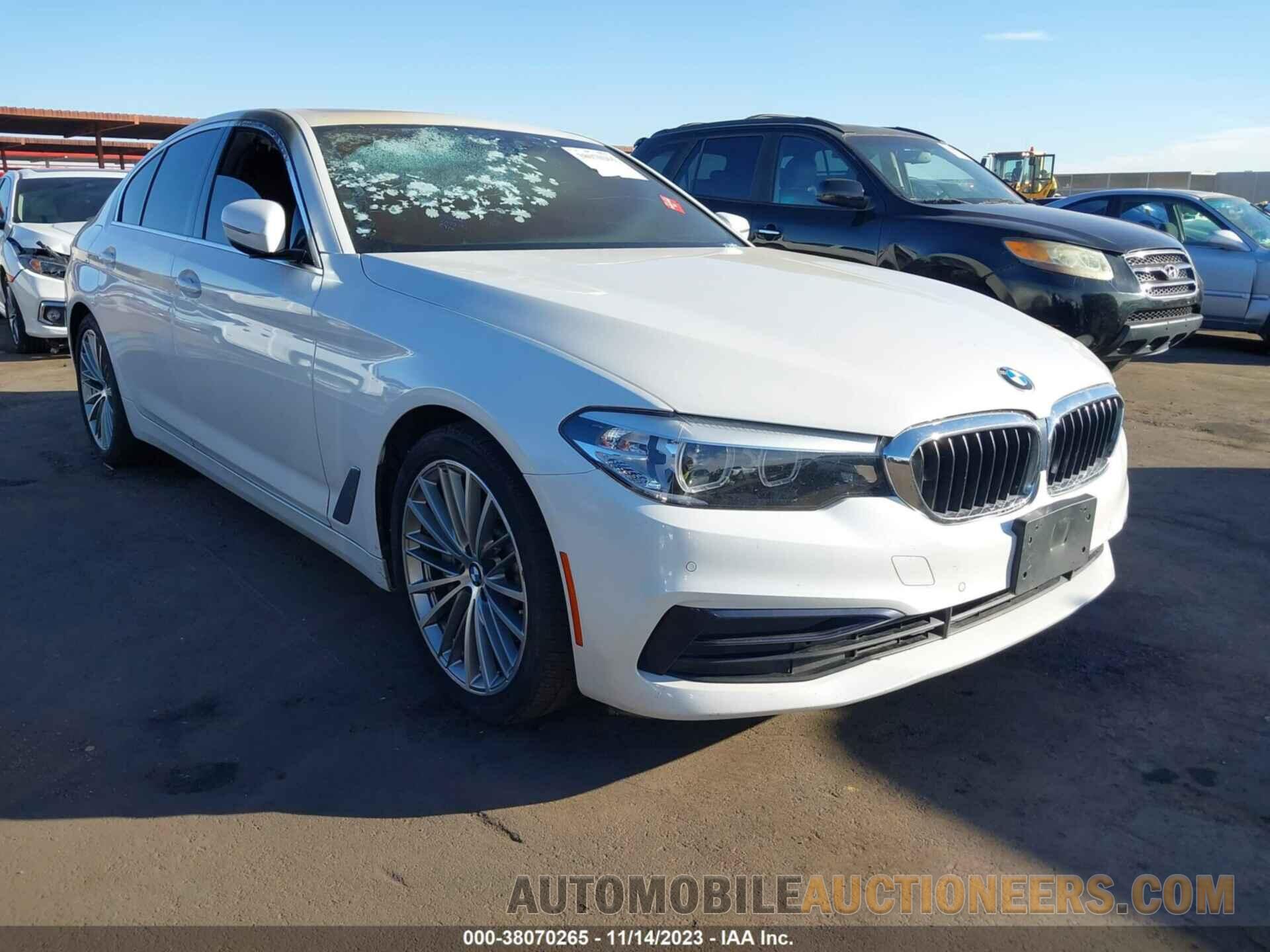 WBAJA5C57KWW00680 BMW 530I 2019