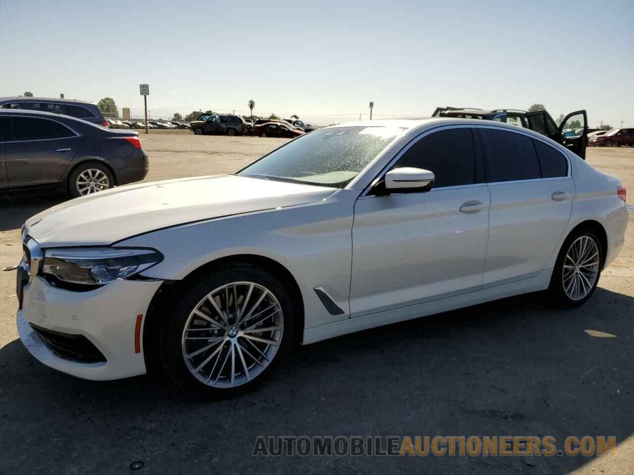 WBAJA5C57KWW04325 BMW 5 SERIES 2019