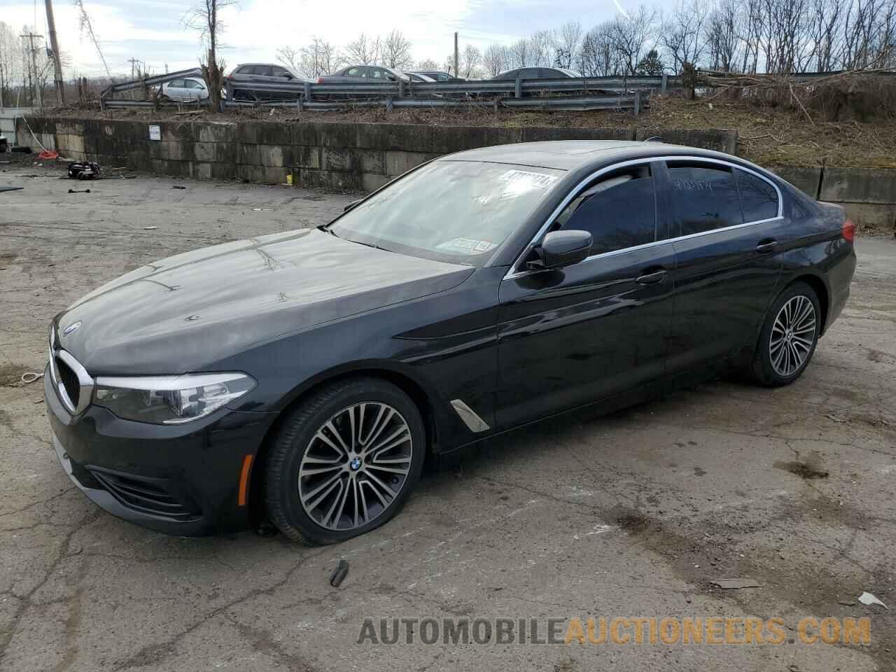 WBAJA5C58KBX87032 BMW 5 SERIES 2019