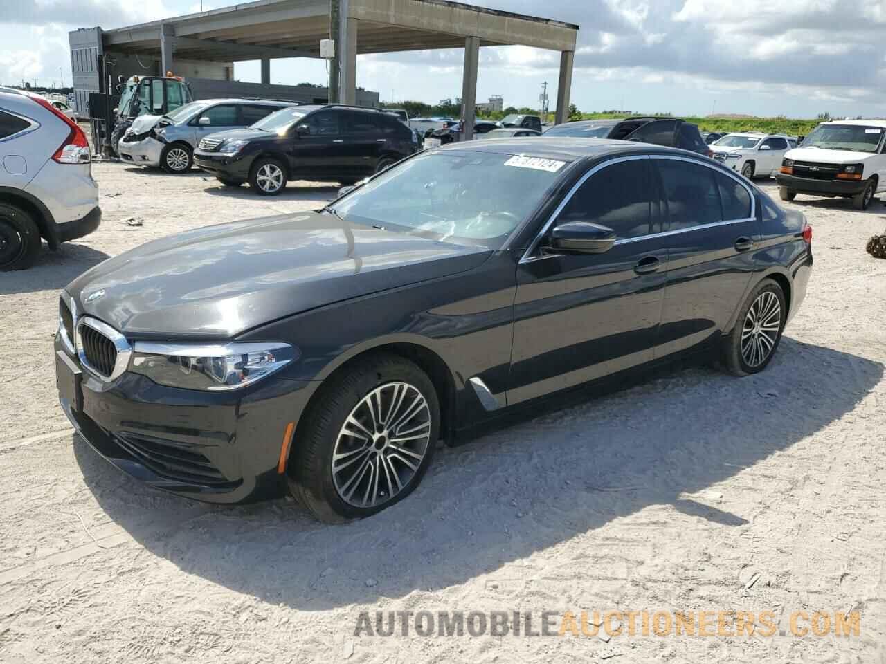 WBAJA5C58KG900433 BMW 5 SERIES 2019