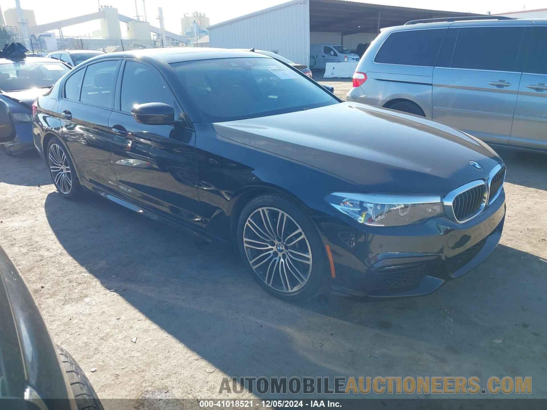 WBAJA5C58KWW13051 BMW 530I 2019