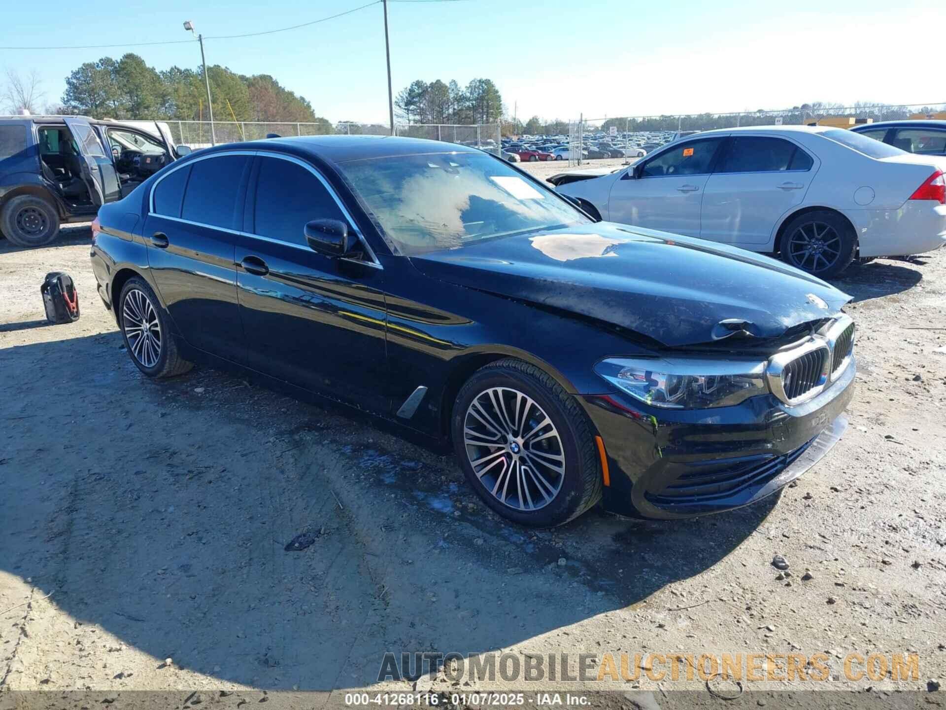 WBAJA5C59KWW04505 BMW 530I 2019