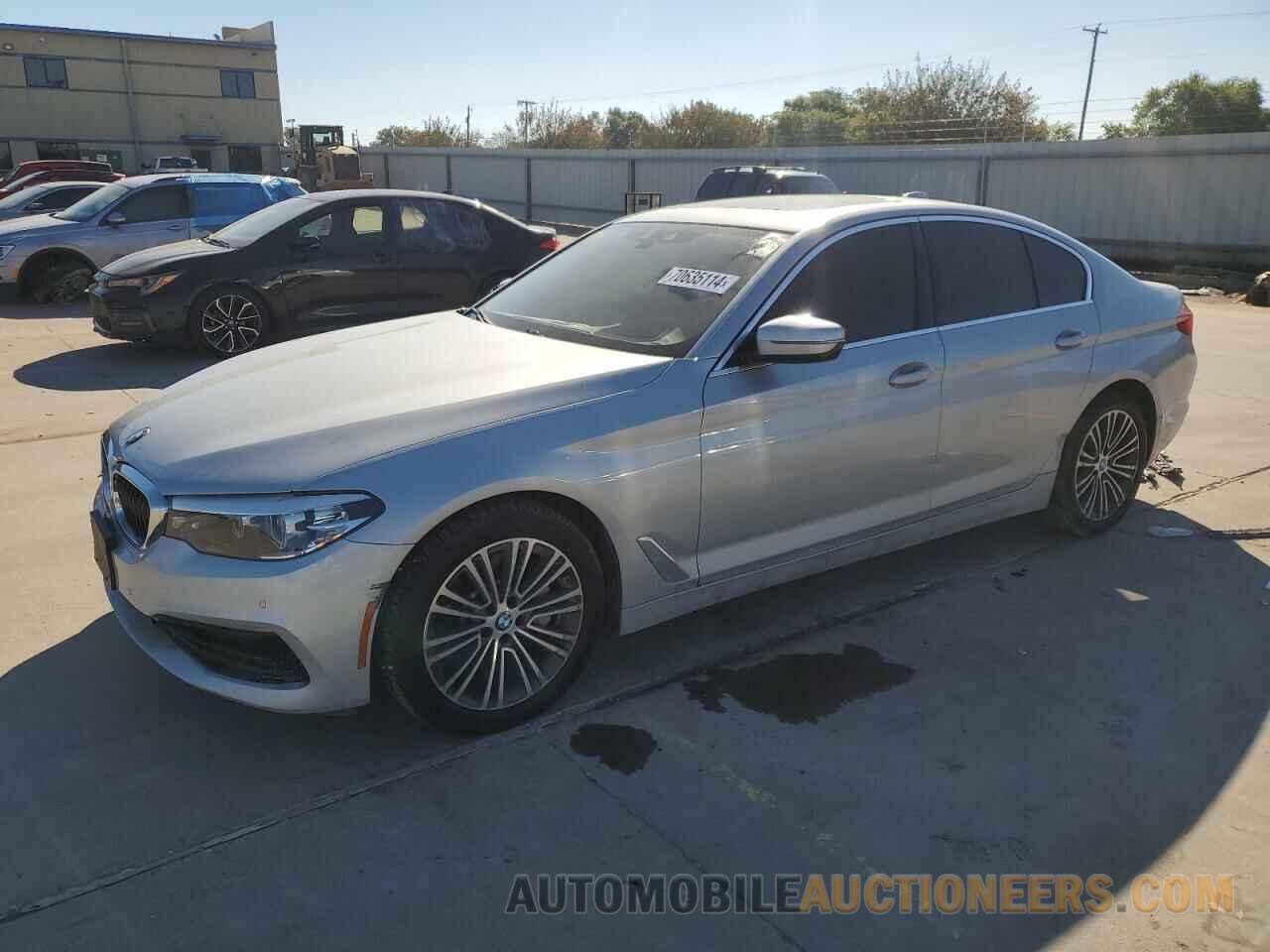 WBAJA5C59KWW09137 BMW 5 SERIES 2019