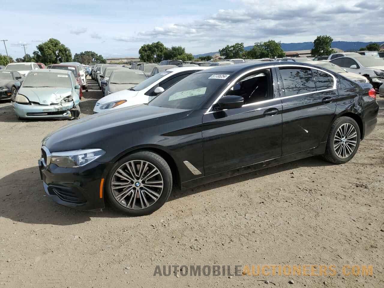 WBAJA5C59KWW12894 BMW 5 SERIES 2019