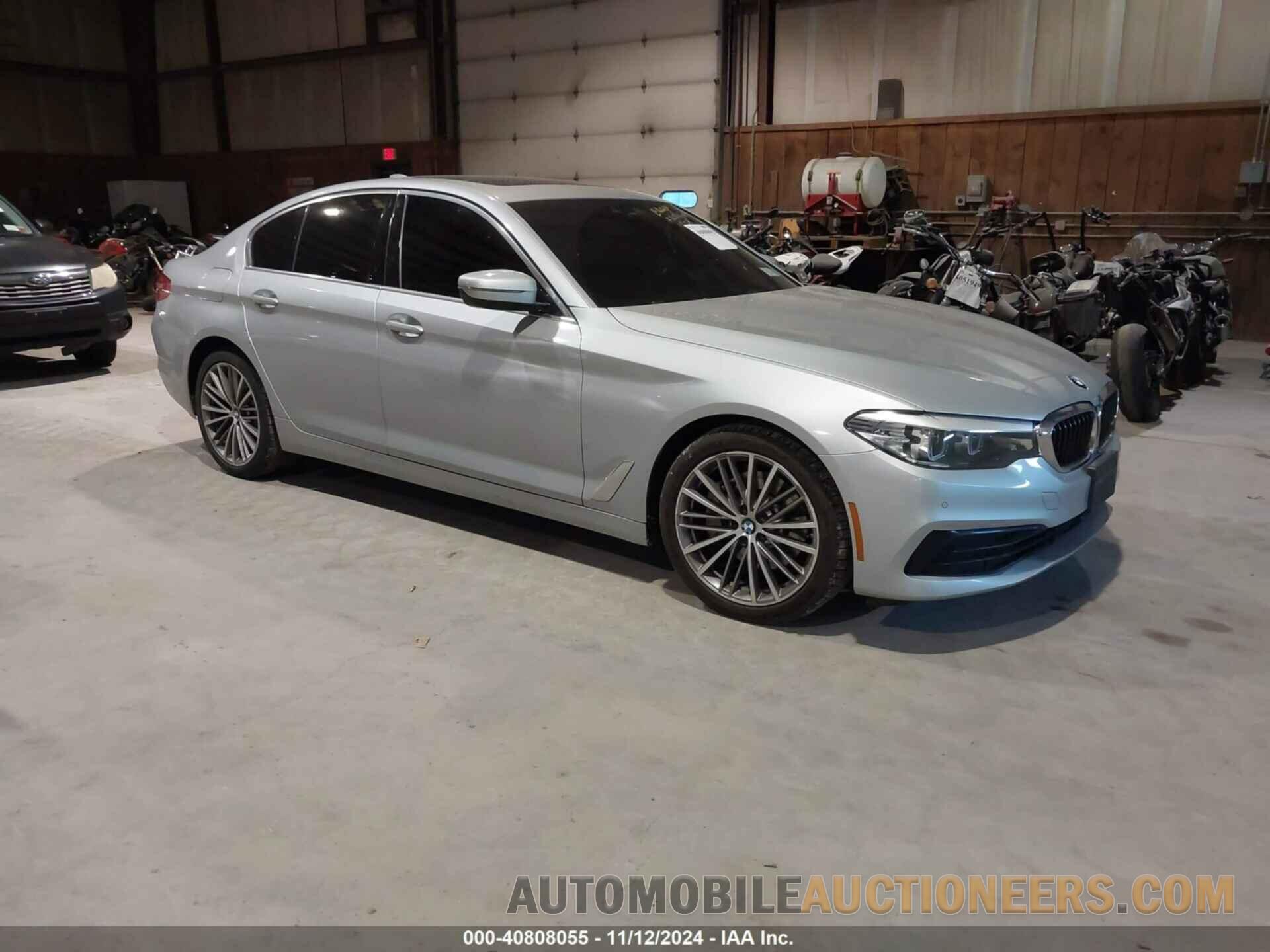 WBAJA5C59KWW35544 BMW 530I 2019