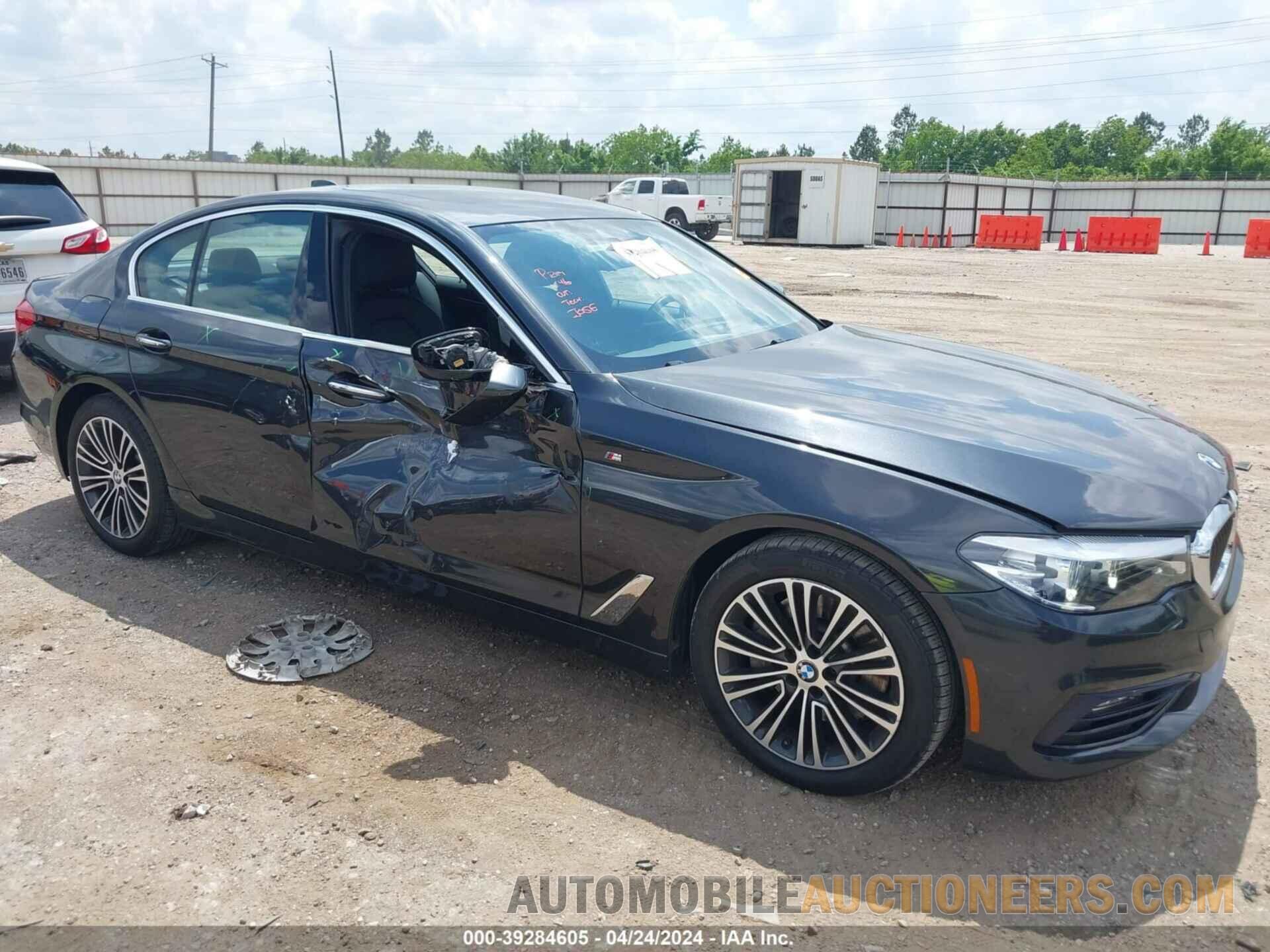 WBAJA5C5XJWA38856 BMW 530I 2018