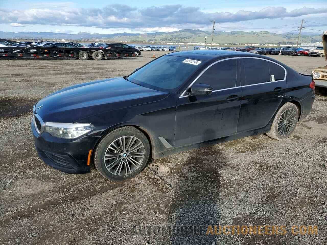 WBAJA5C5XKWW16744 BMW 5 SERIES 2019