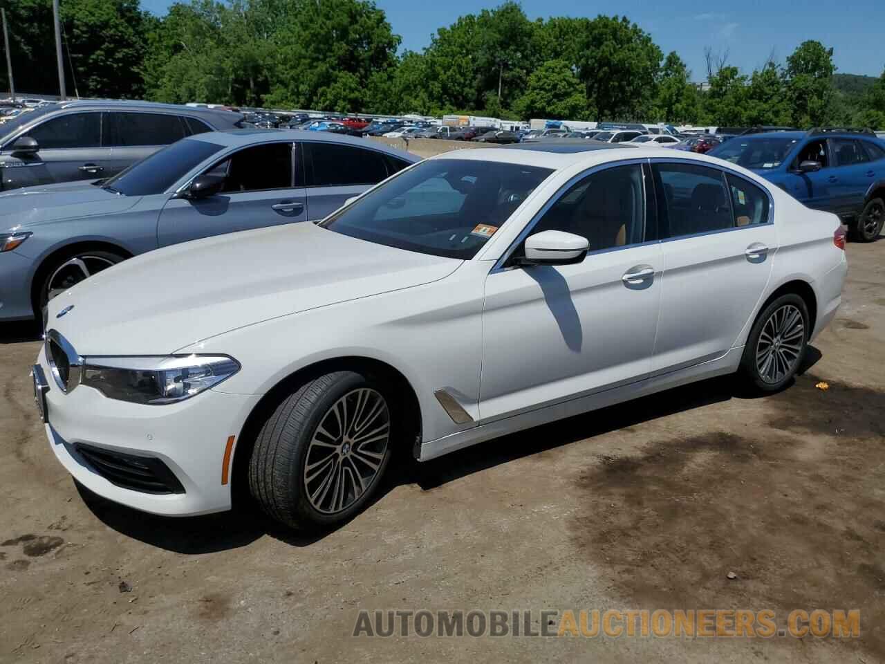 WBAJA7C31HG904701 BMW 5 SERIES 2017