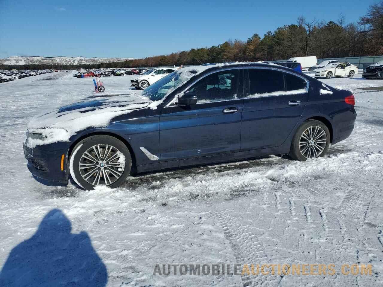 WBAJA7C32HG904884 BMW 5 SERIES 2017