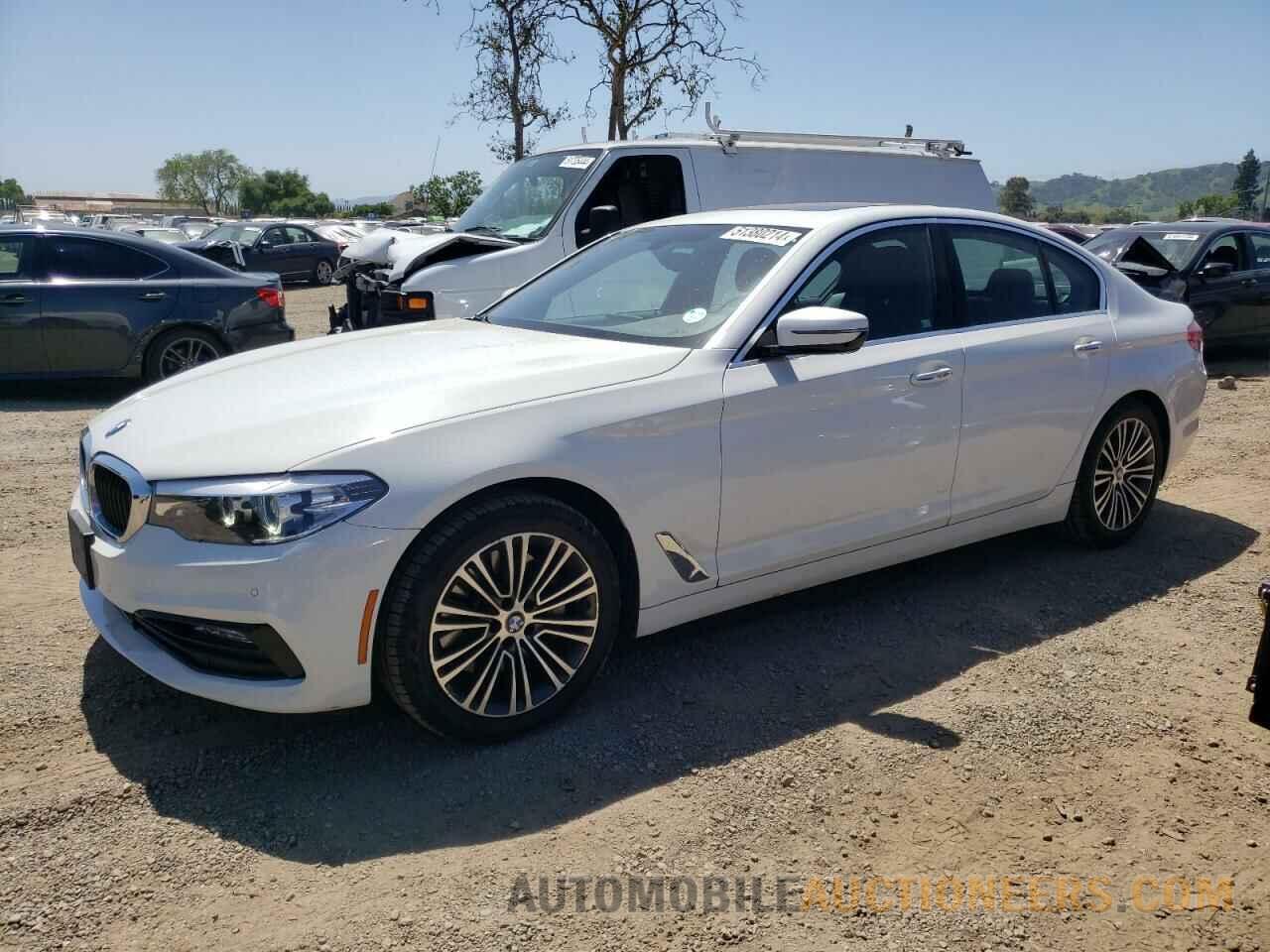 WBAJA7C34HG906555 BMW 5 SERIES 2017