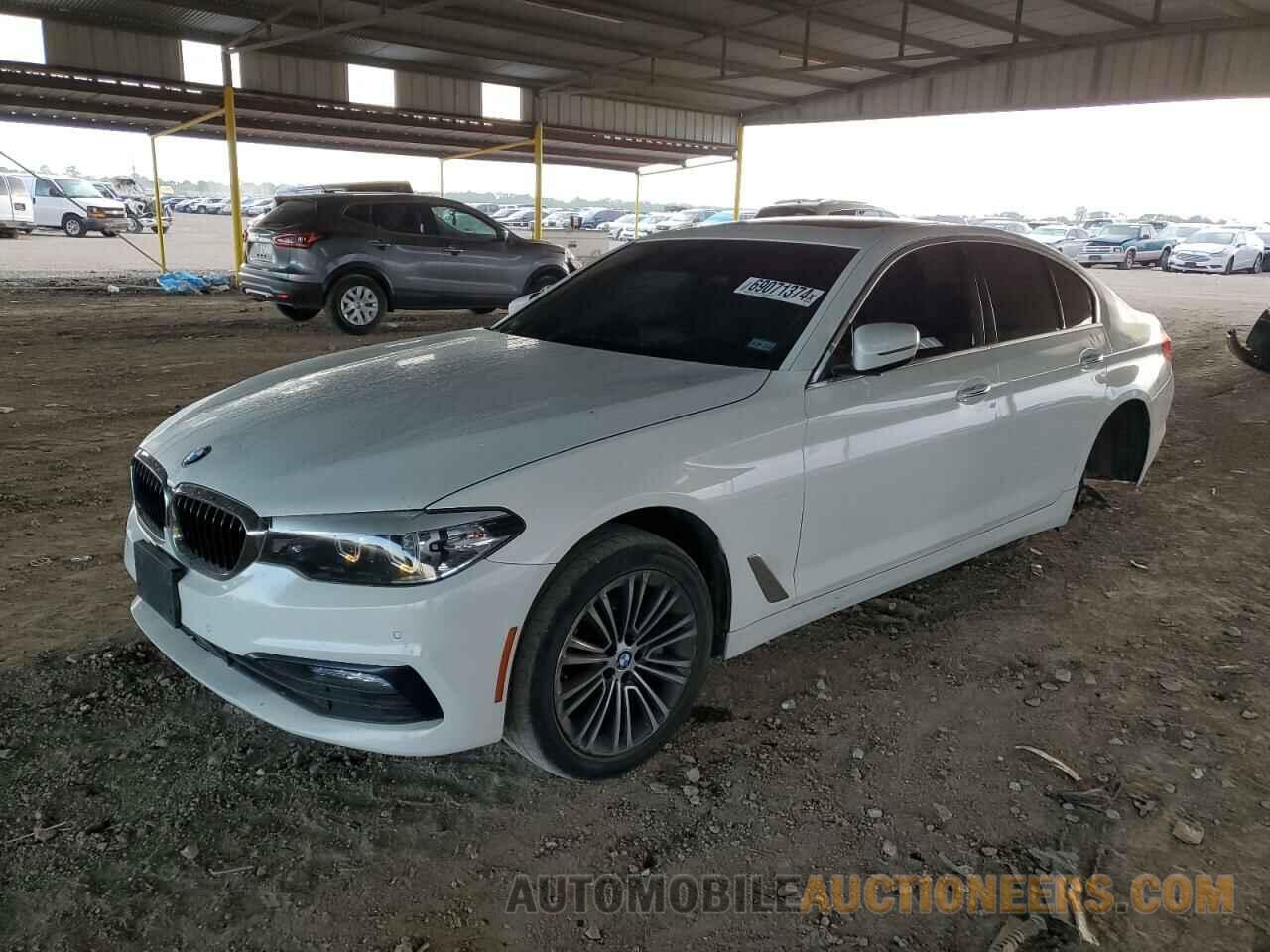 WBAJA7C36HG905259 BMW 5 SERIES 2017