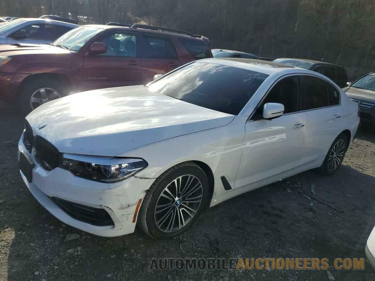 WBAJA7C37HG903570 BMW 5 SERIES 2017