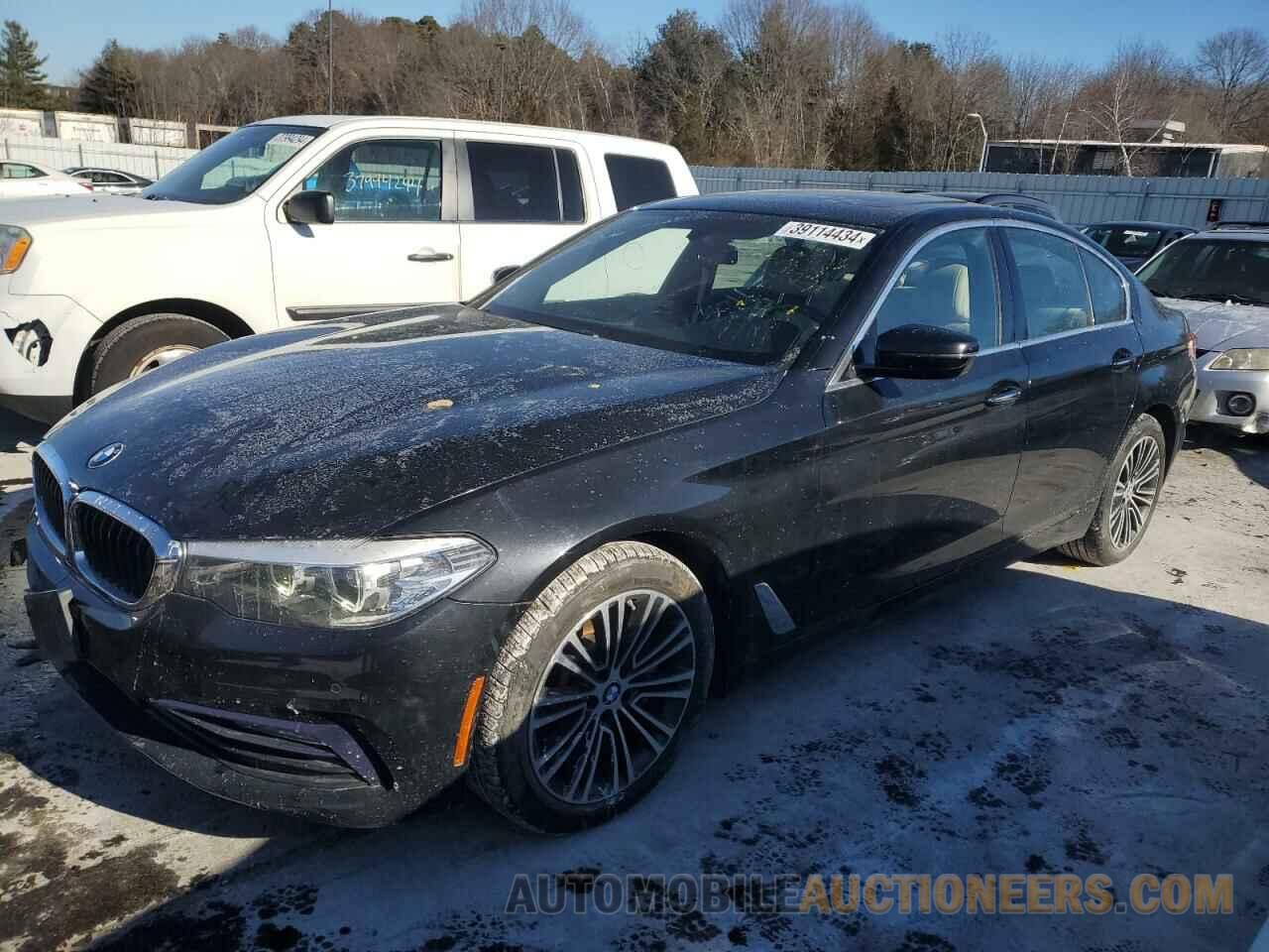 WBAJA7C3XHG904101 BMW 5 SERIES 2017