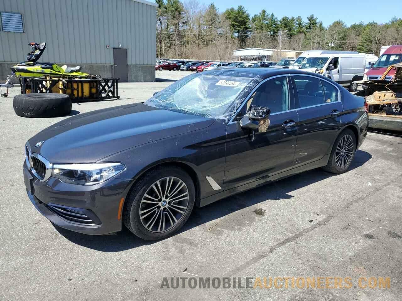 WBAJA7C3XHG905474 BMW 5 SERIES 2017