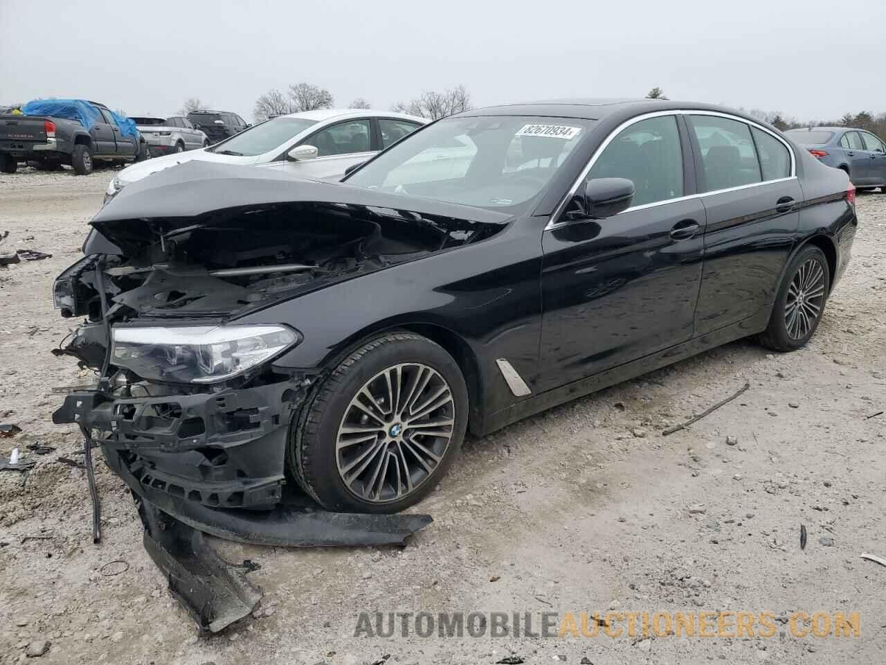 WBAJA7C50KWW17610 BMW 5 SERIES 2019